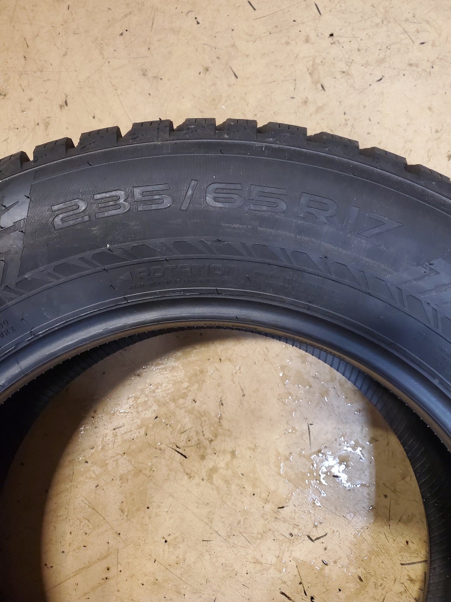 NOKIAN HAKKAPELIITTA 10 SUV STUDDED BSW P 235 65 17 108T XL WINTER TIRE TS32478