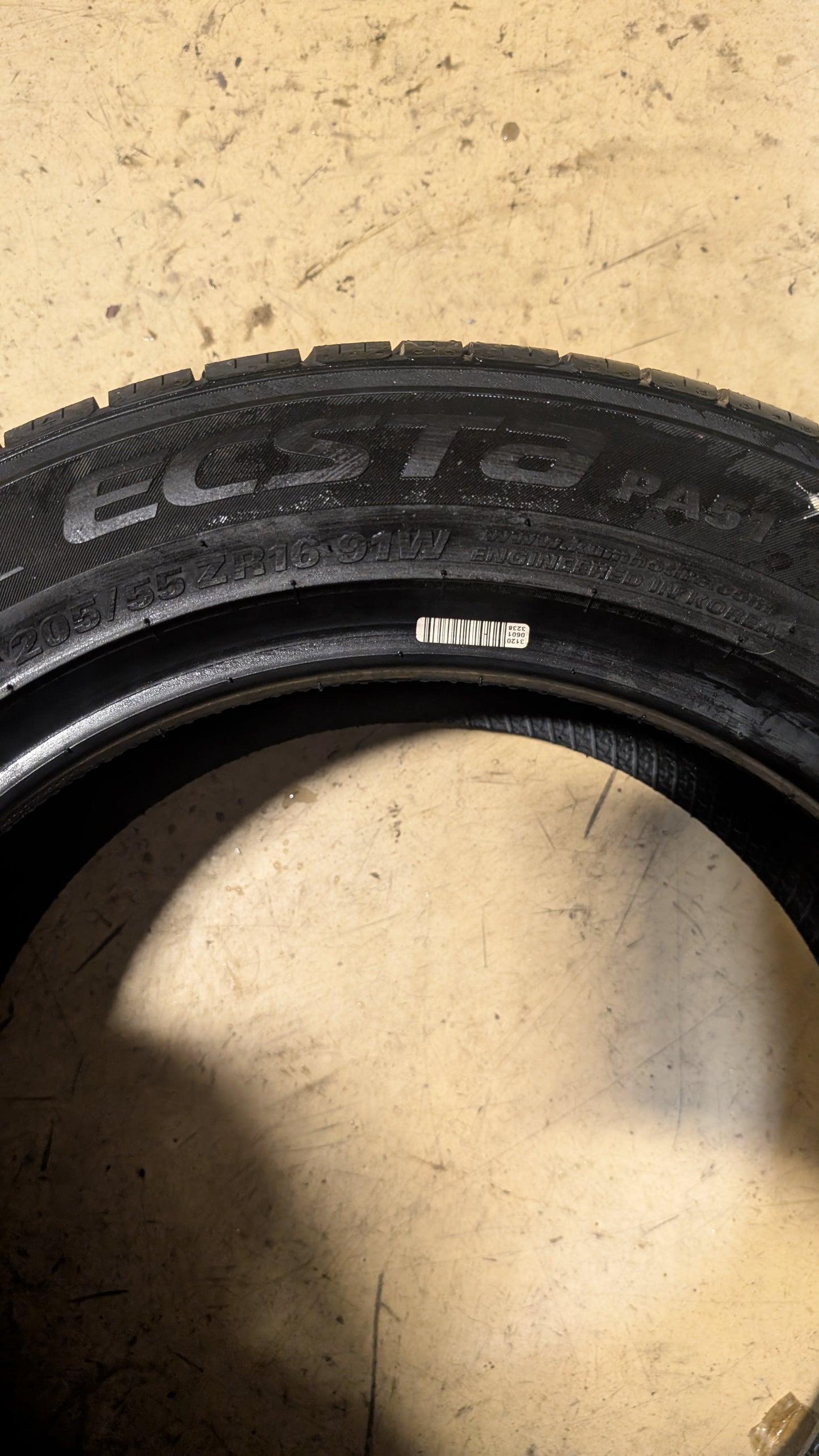 KUMHO ECSTA PA51 BSW P 205 55 16 91W ALL SEASON TIRE 2247883