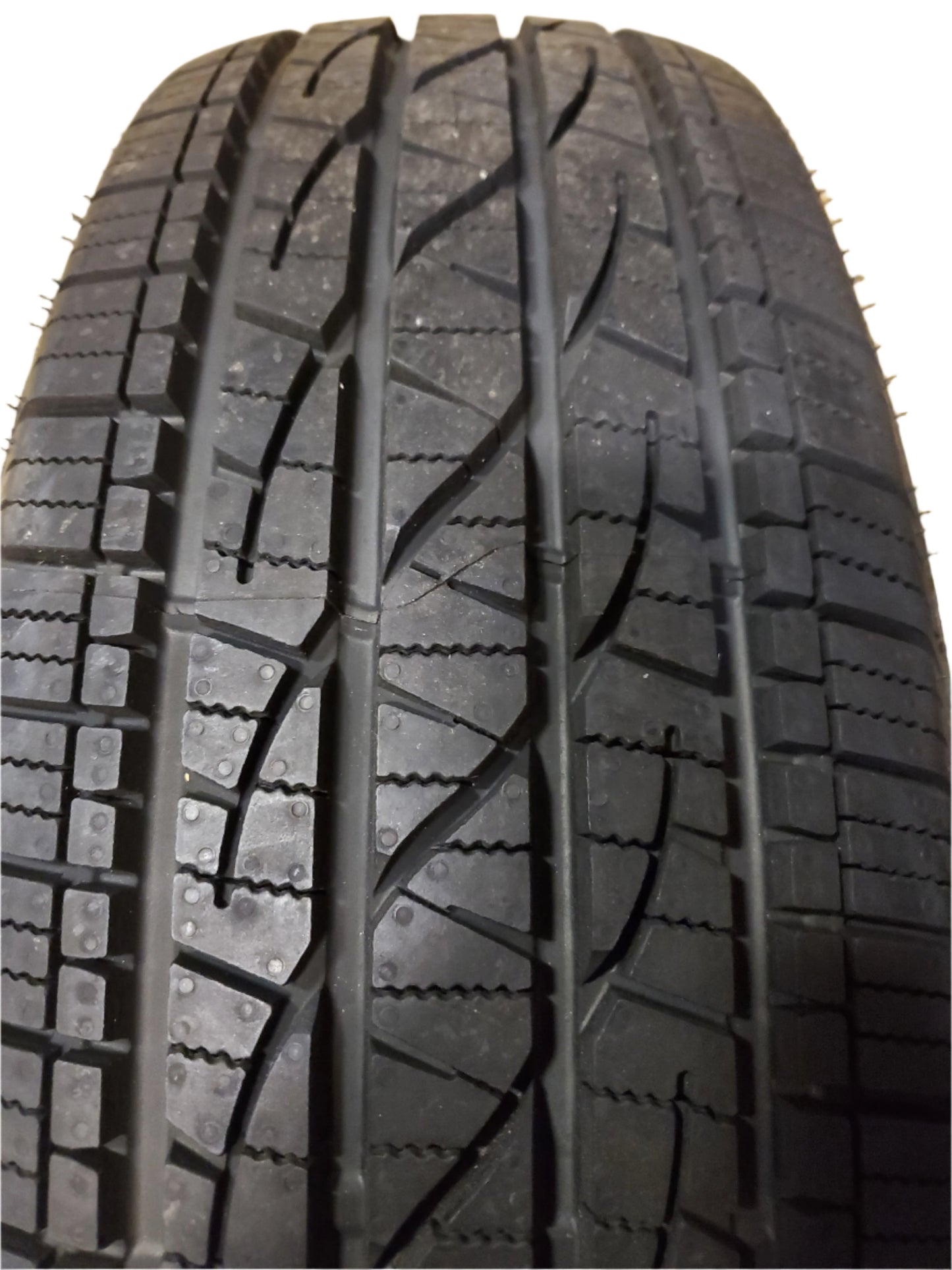 FIRESTONE DESTINATION LE3 BSW P 215 65 17 99H ALL SEASON TIRE 005357