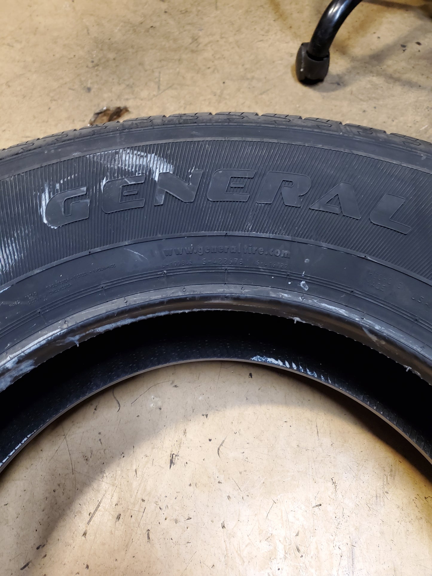 2 GENERAL GRABBER HTS BSW P 255 70 17 112S ALL SEASON TIRE 04509000000