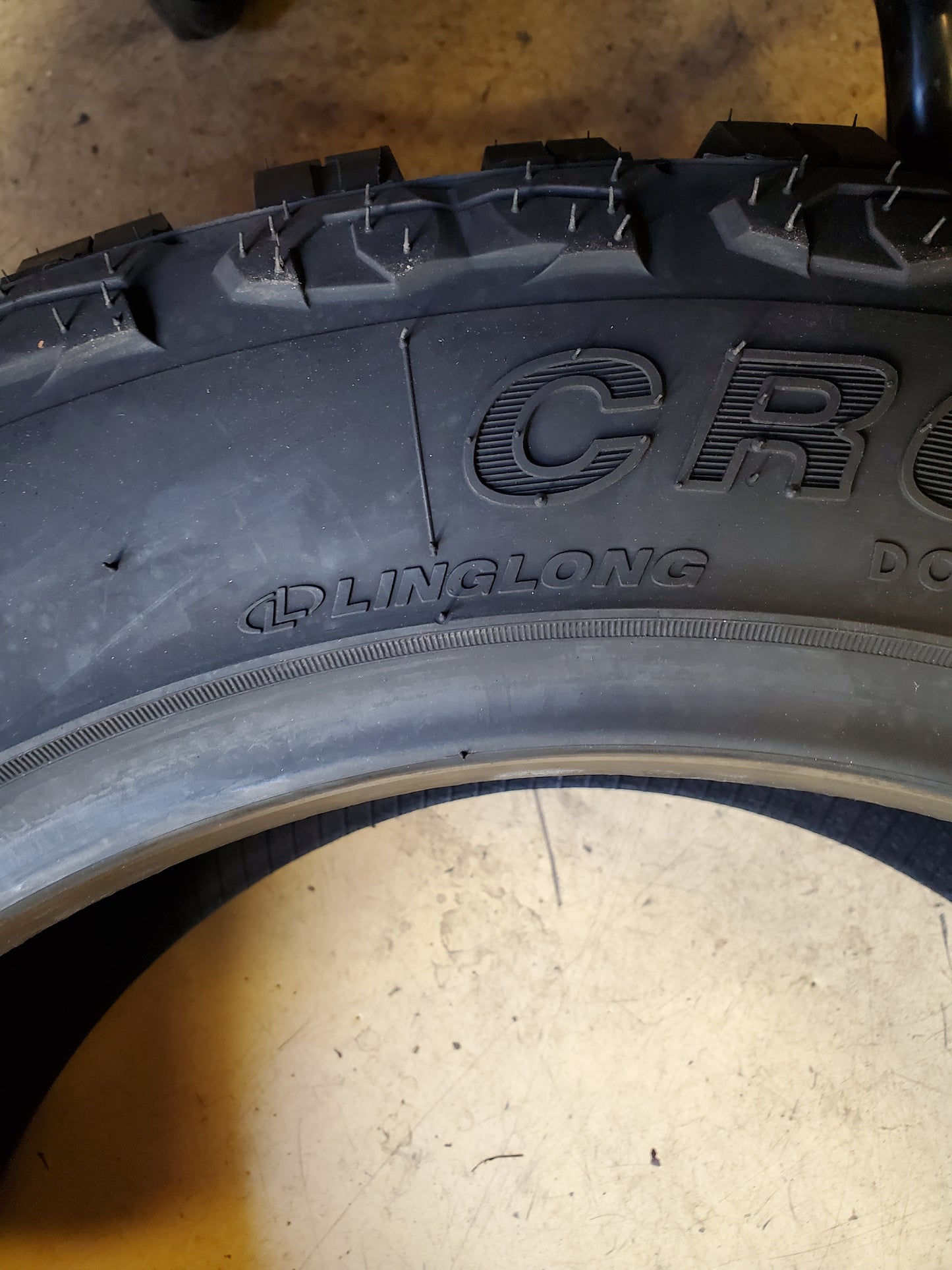 LINGLONG CROSSWIND M/T BSW LT 285 55 20 122/119Q 10PLY MUD TIRE 221007515