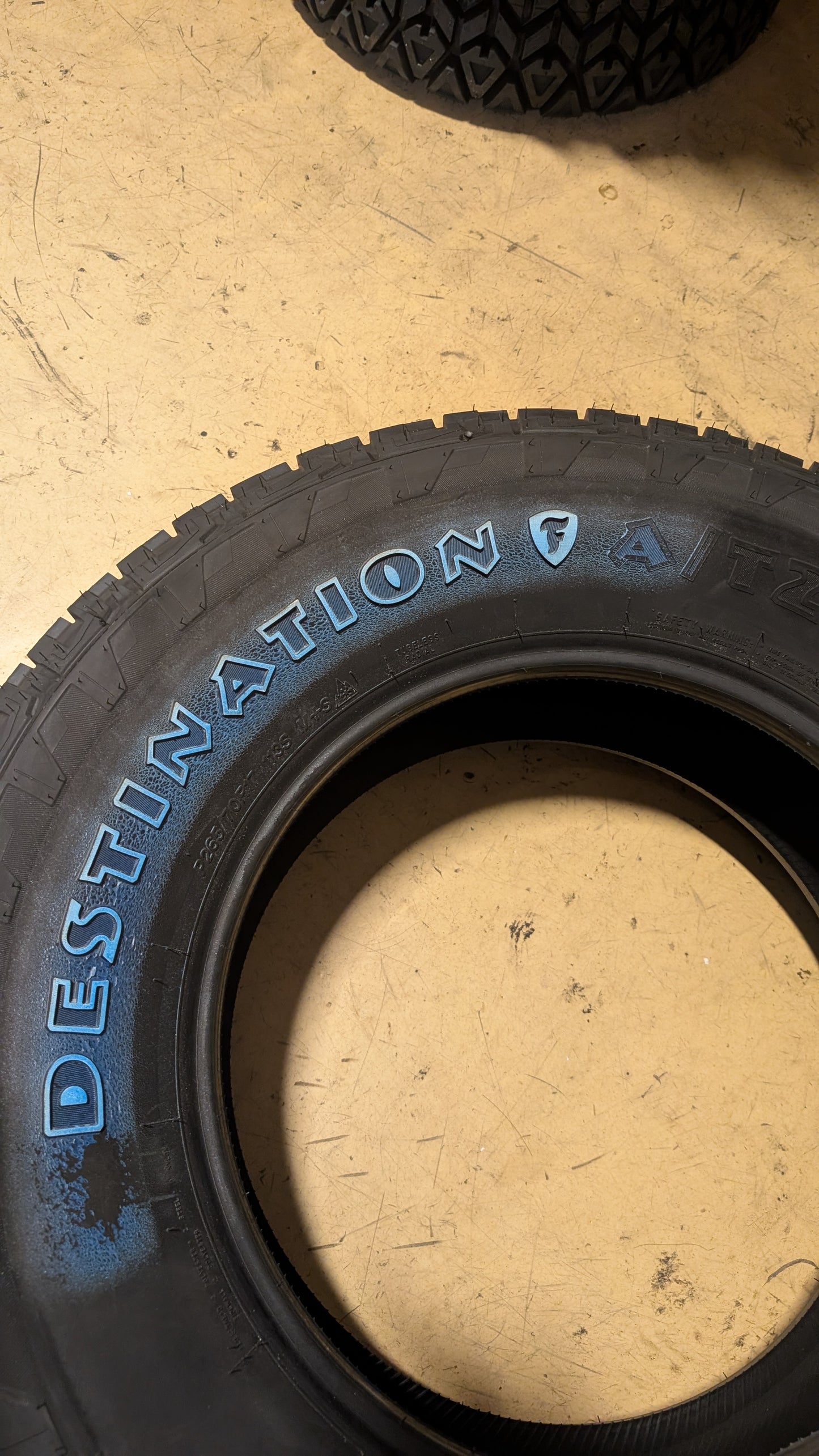 FIRESTONE DESTINATION A/T2 BSW P 265 70 17 113S ALL TERRAIN TIRE 014434