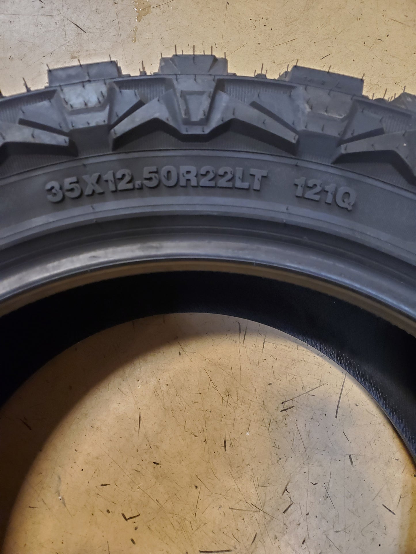 (KSL ONLY) 4 RADAR RENEGADE-X BSW LT 35 12.50 22 121Q 12PLY MUD TIRE RACSTH0048