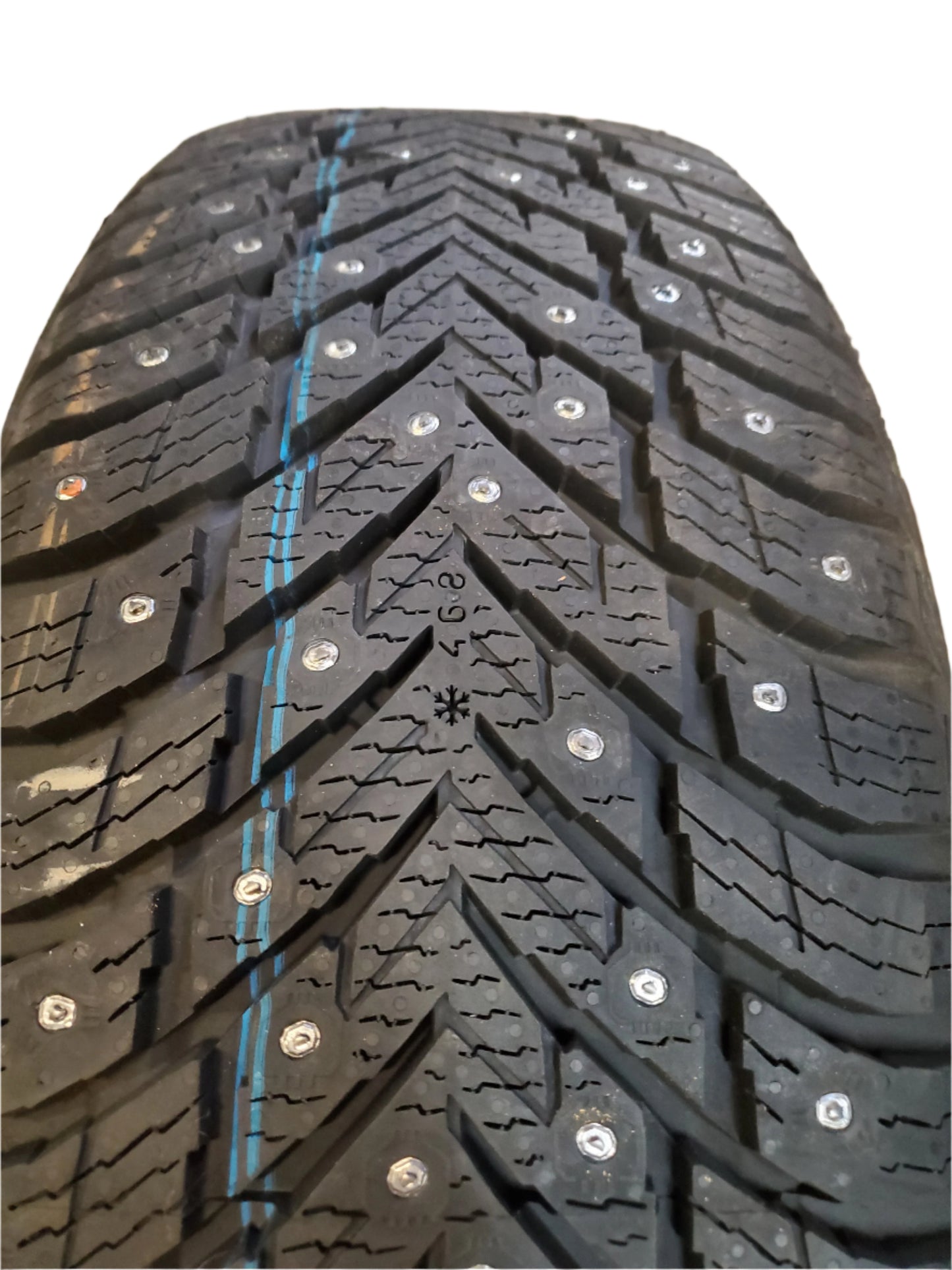 NOKIAN HAKKAPELIITTA 10 SUV STUDDED P 235 55 19 105T XL WINTER TIRE TSF00026