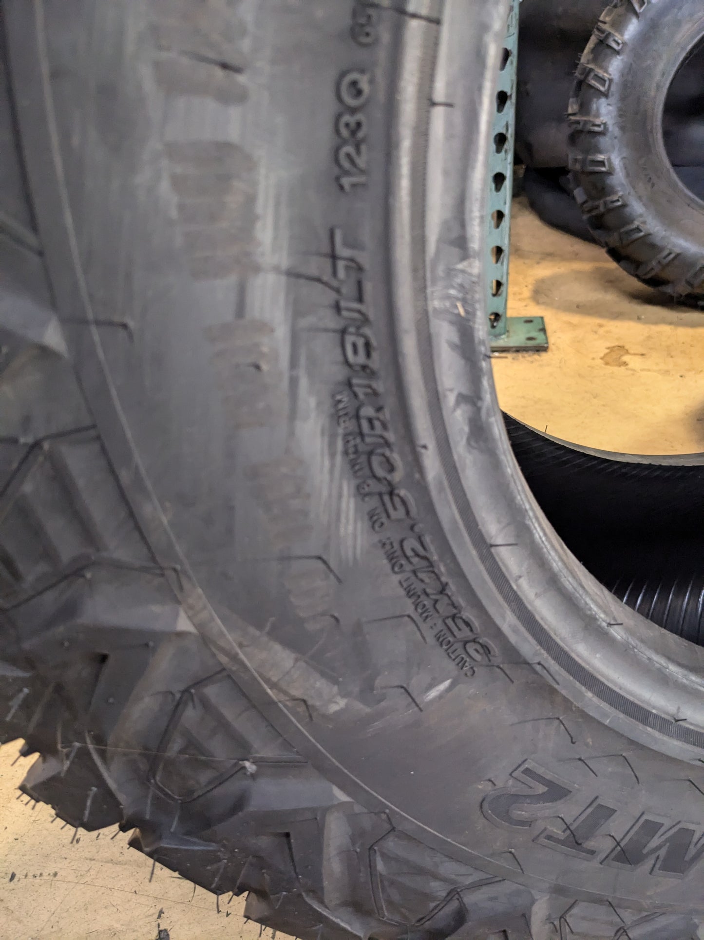 HANKOOK DYNAPRO MT2 BSW LT 35 12.5 18 123Q MUD TERRAIN TIRE 2020832