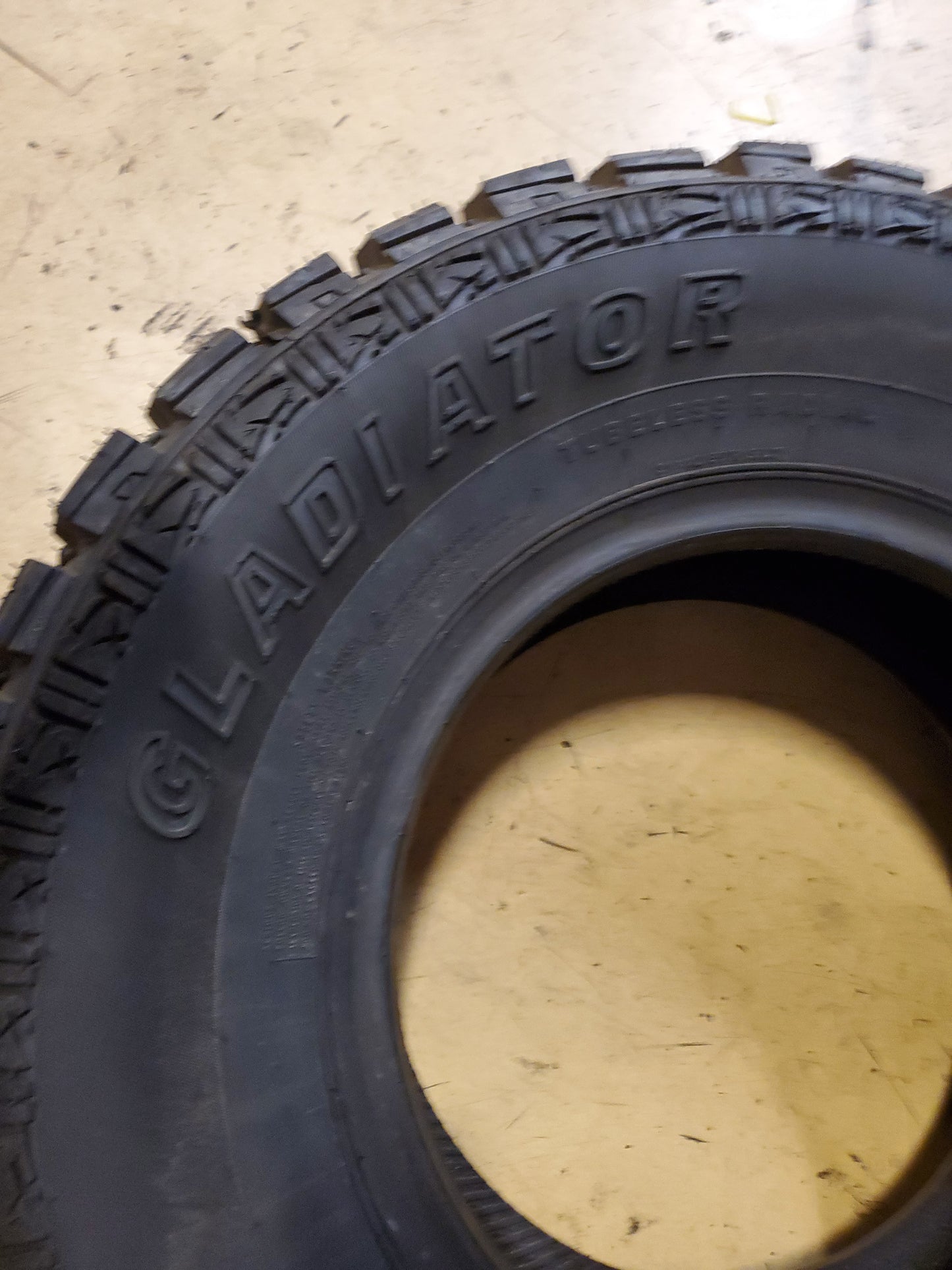 GLADIATOR QR900-M/T BSW LT 31 10.5 15 109Q 6PLY MUD TIRE 1932253151