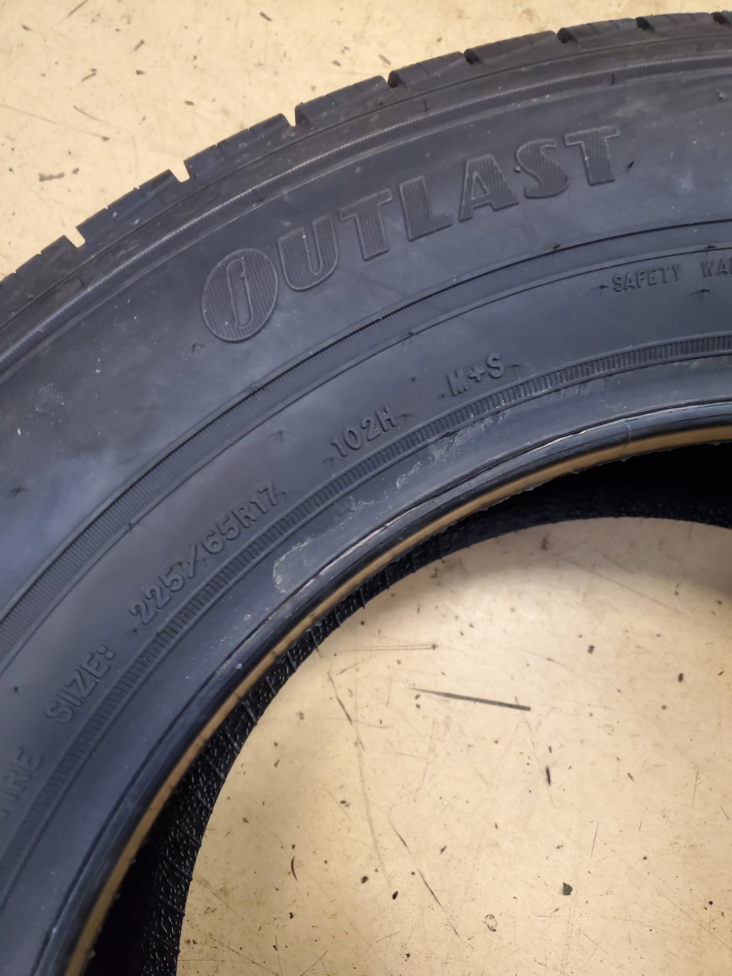 GOODYEAR ASSURANCE OUTLAST BSW P 225 65 17 102H ALL SEASON TIRE 409517554