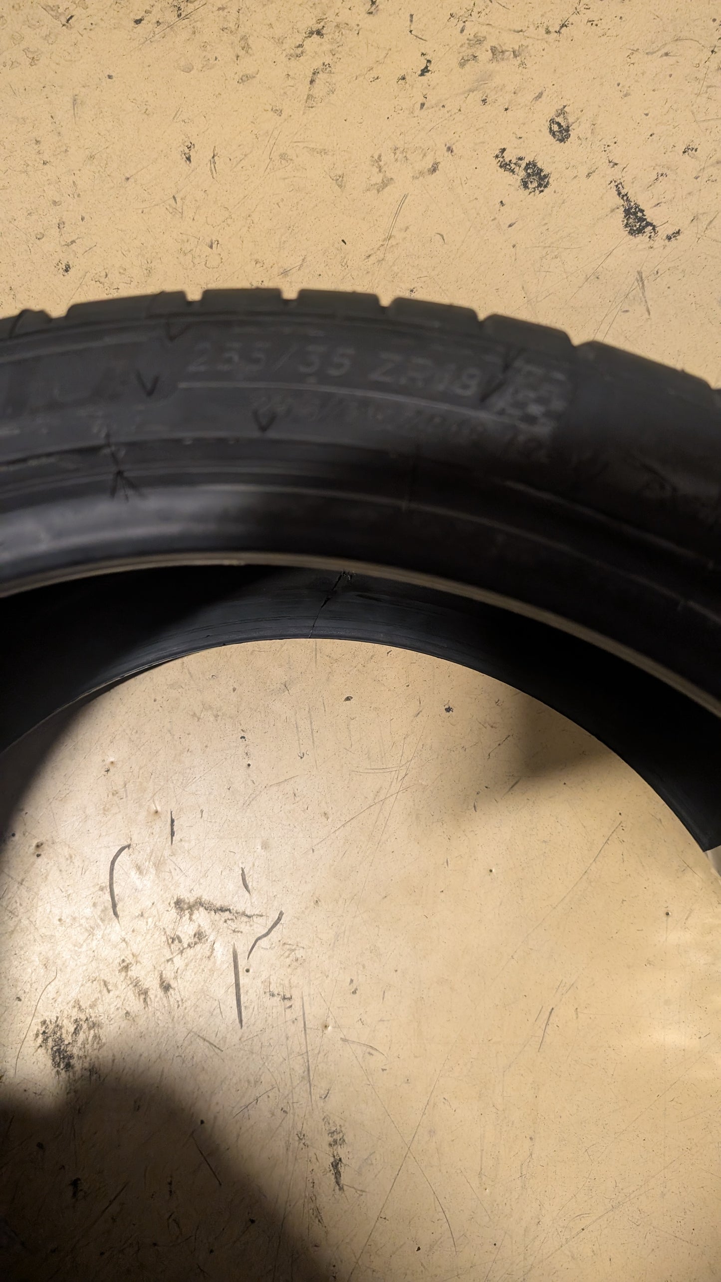 MICHELIN PILOT SPORT 4S BSW P 255 35 18 94Y XL ALL SEASON TIRE 27579