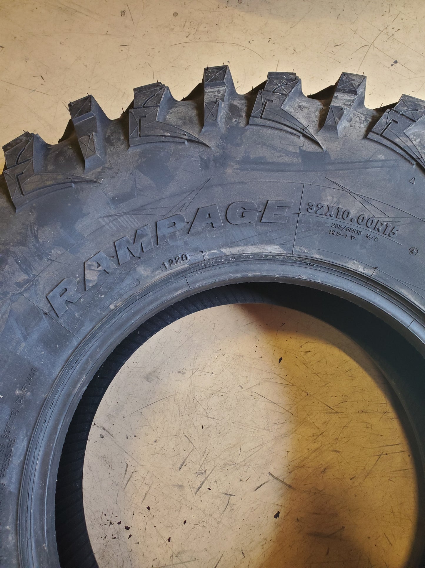 NOS MAXXIS RAMPAGE ML5 BSW 32 10 15 8PLY ATV/UTV TIRE TM00187000