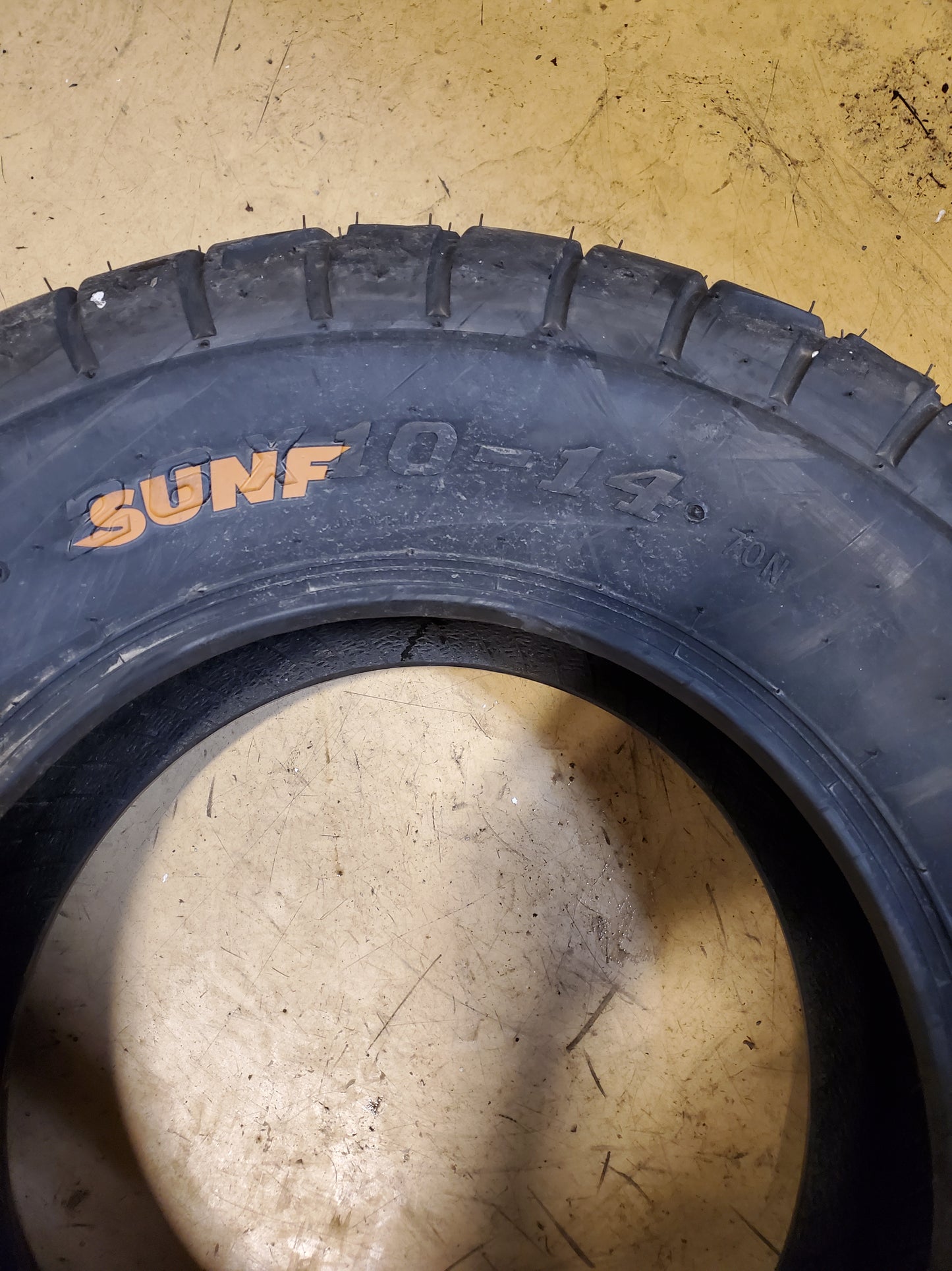 SUNF BSW 26 10 14 70N 6PLY ATV/UTV TIRE 261014