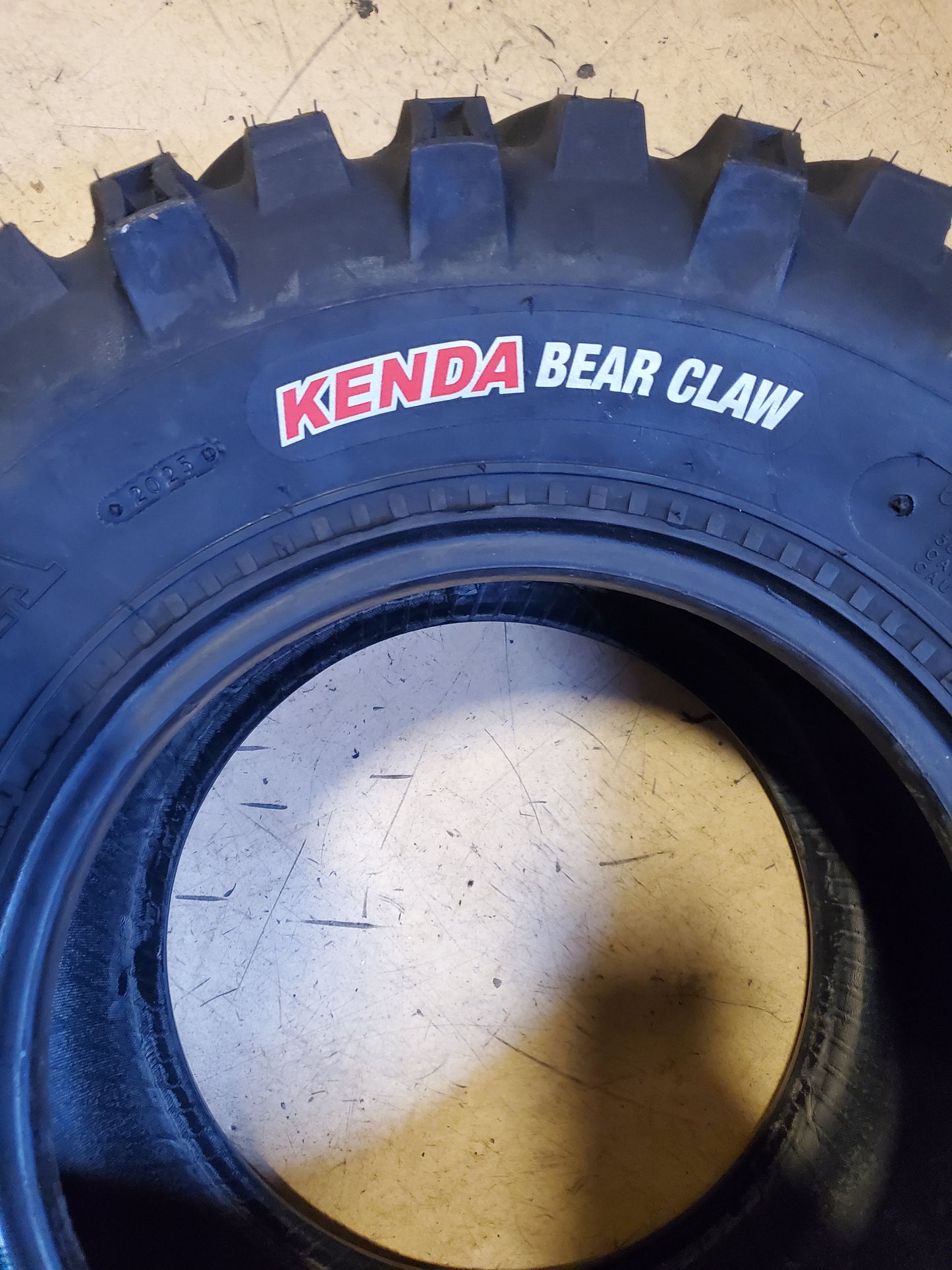 KENDA BEAR CLAW BSW 23 8 11 6PLY ATV/UTV TIRE 082991185C1