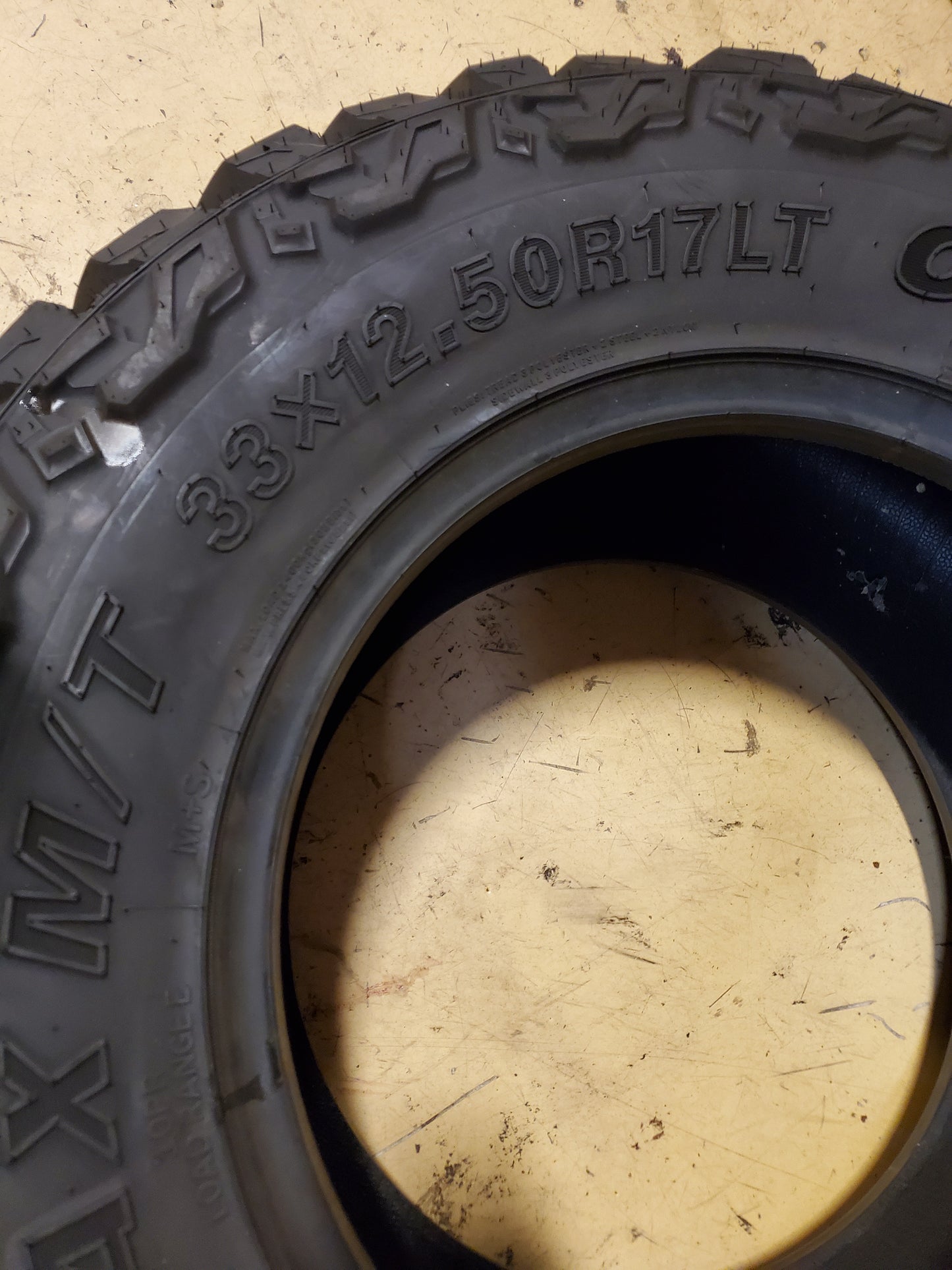 GREEN MAX OPTIMUM SPORT M/T BSW LT 33 12.5 17 120Q 10PLY MUD TIRE 221028571