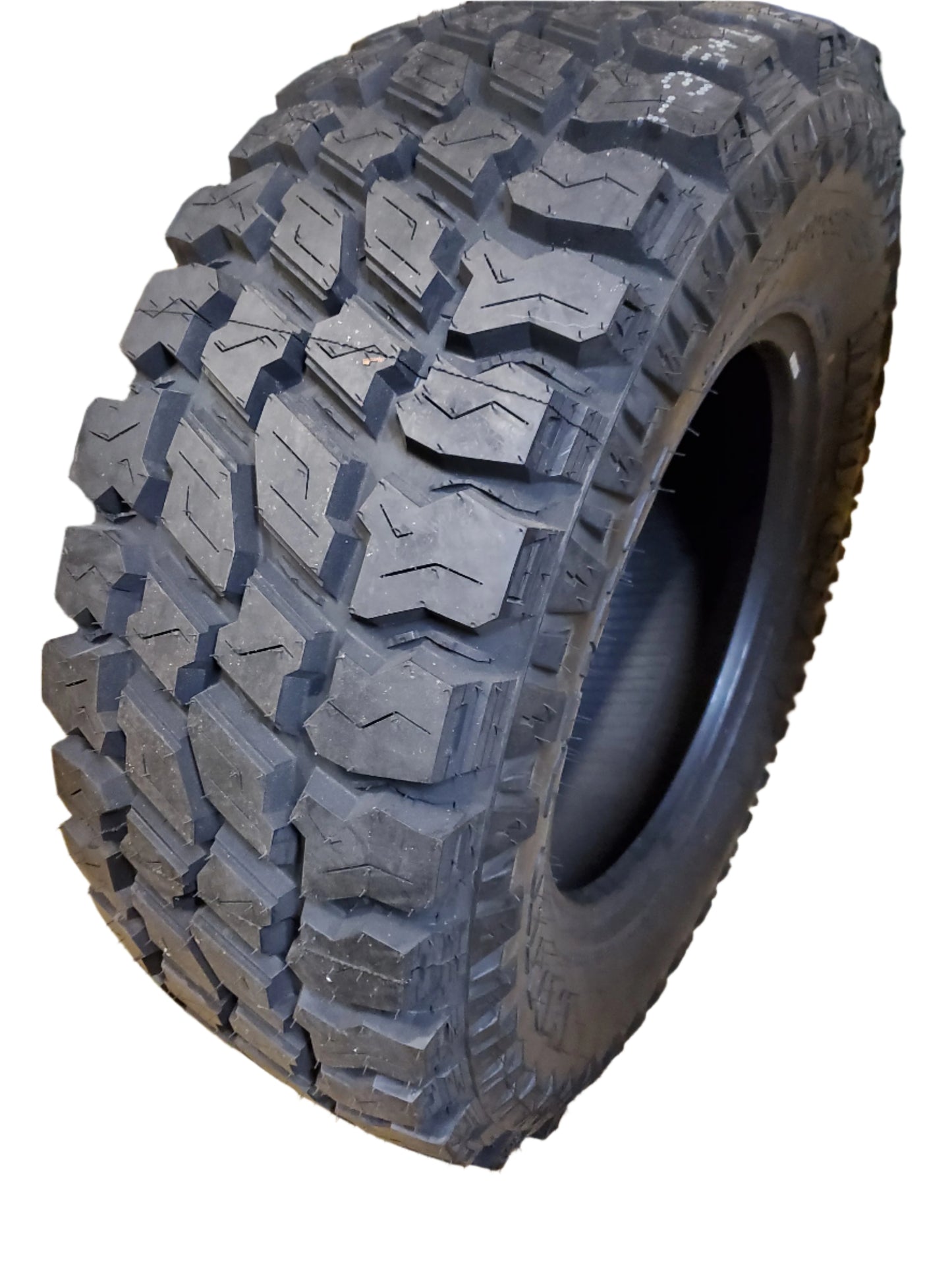 MUD CLAW COMP MTX BSW LT 35 12.5 18 128Q 12PLY MUD TIRE MTX95