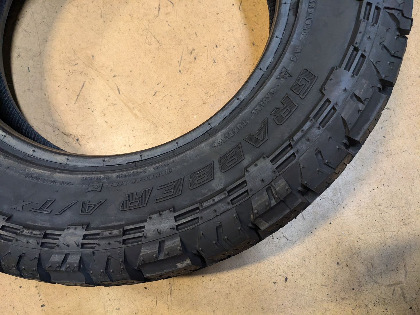 GENERAL GRABBER A/T X BSW P 215 65 16 98T SL ALL TERRAIN TIRE 04503600000