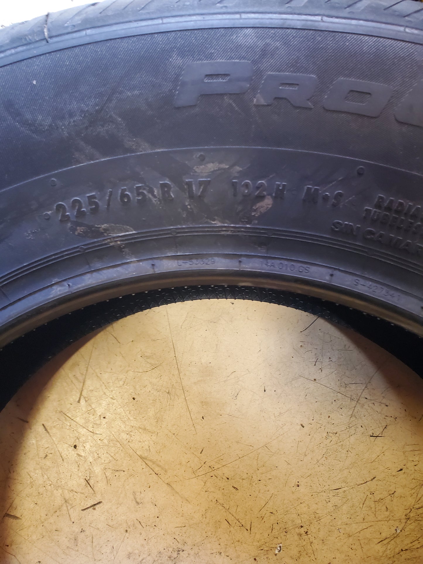 2 USED 8/32" CONTINENTAL PROCONTACT TX BSW P 225 65 17 102H TIRE 03141900000