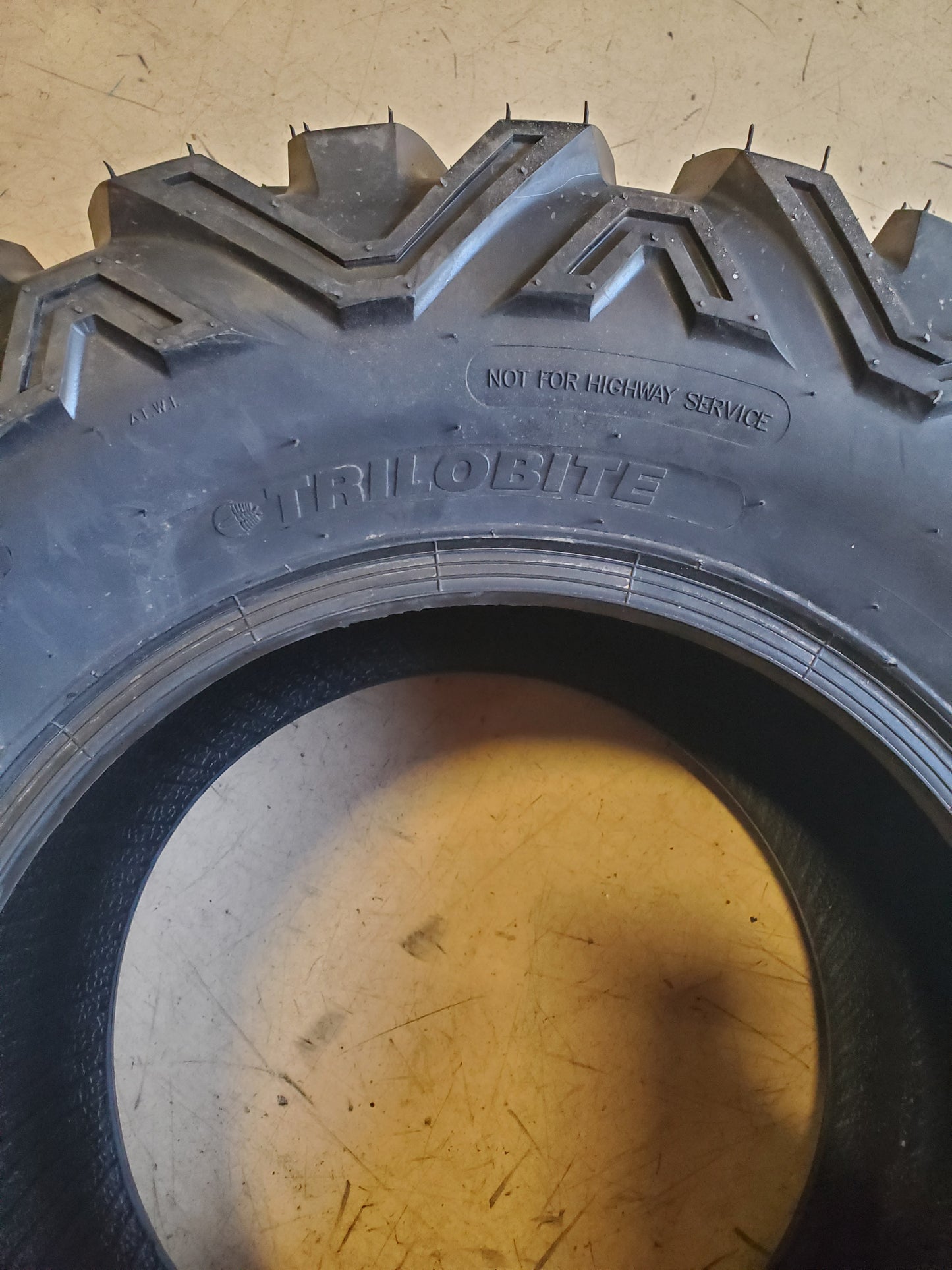 TUSK TRILOBITE HD BSW AT 25 10 12 8PLY ATV/UTV TIRE 1722180002