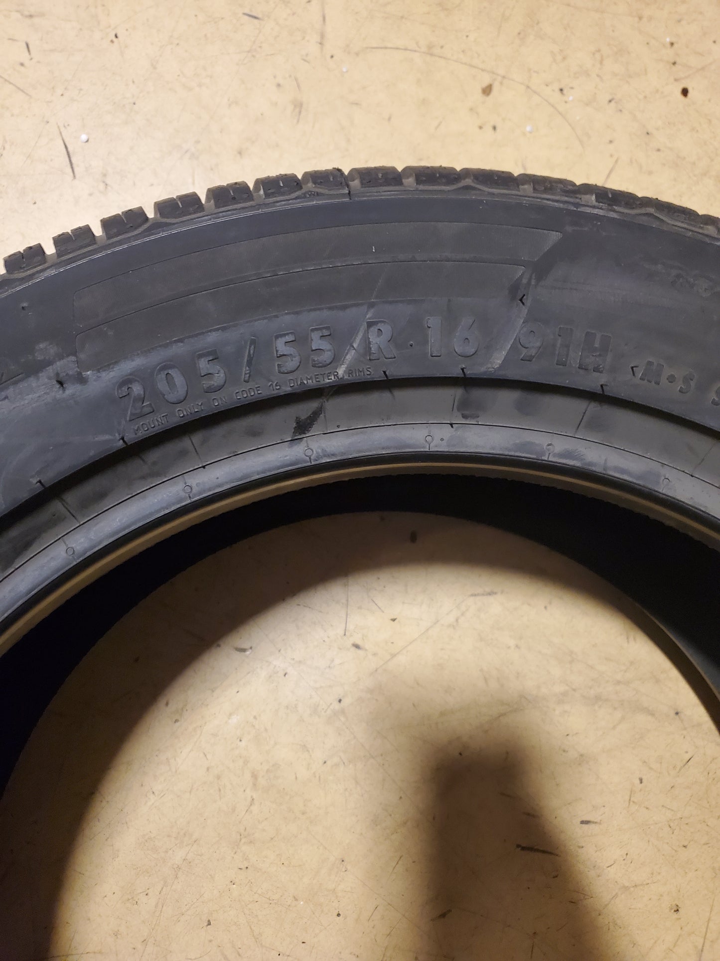 CONTINENTAL TRUE CONTACT TOUR P 205 55 16 91H ALL SEASON TIRE 15578320000
