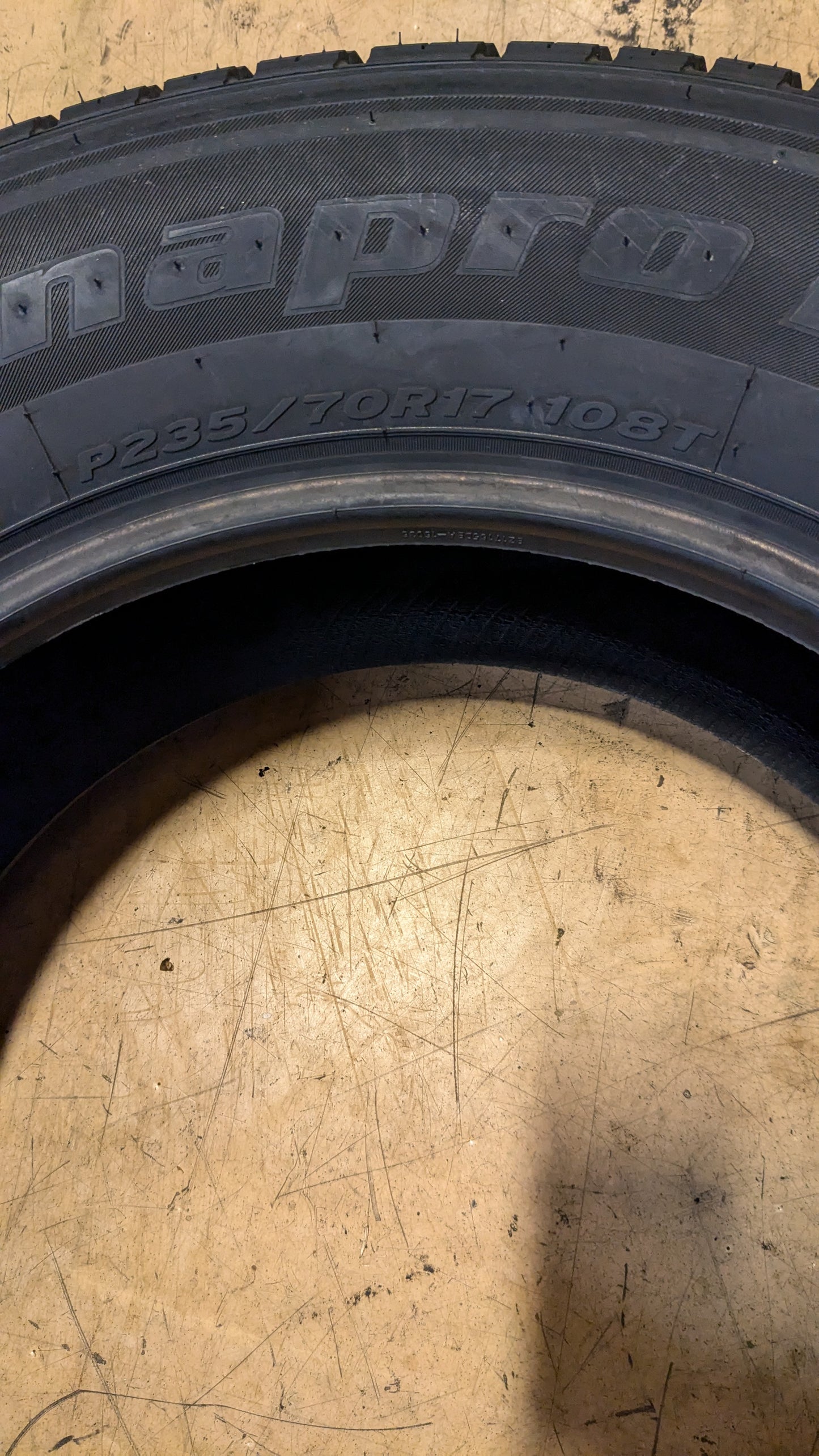 NOS HANKOOK DYNAPRO HT RH12 BSW P 235 70 17 108T XL HIGHWAY TERRAIN TIRE 1012468