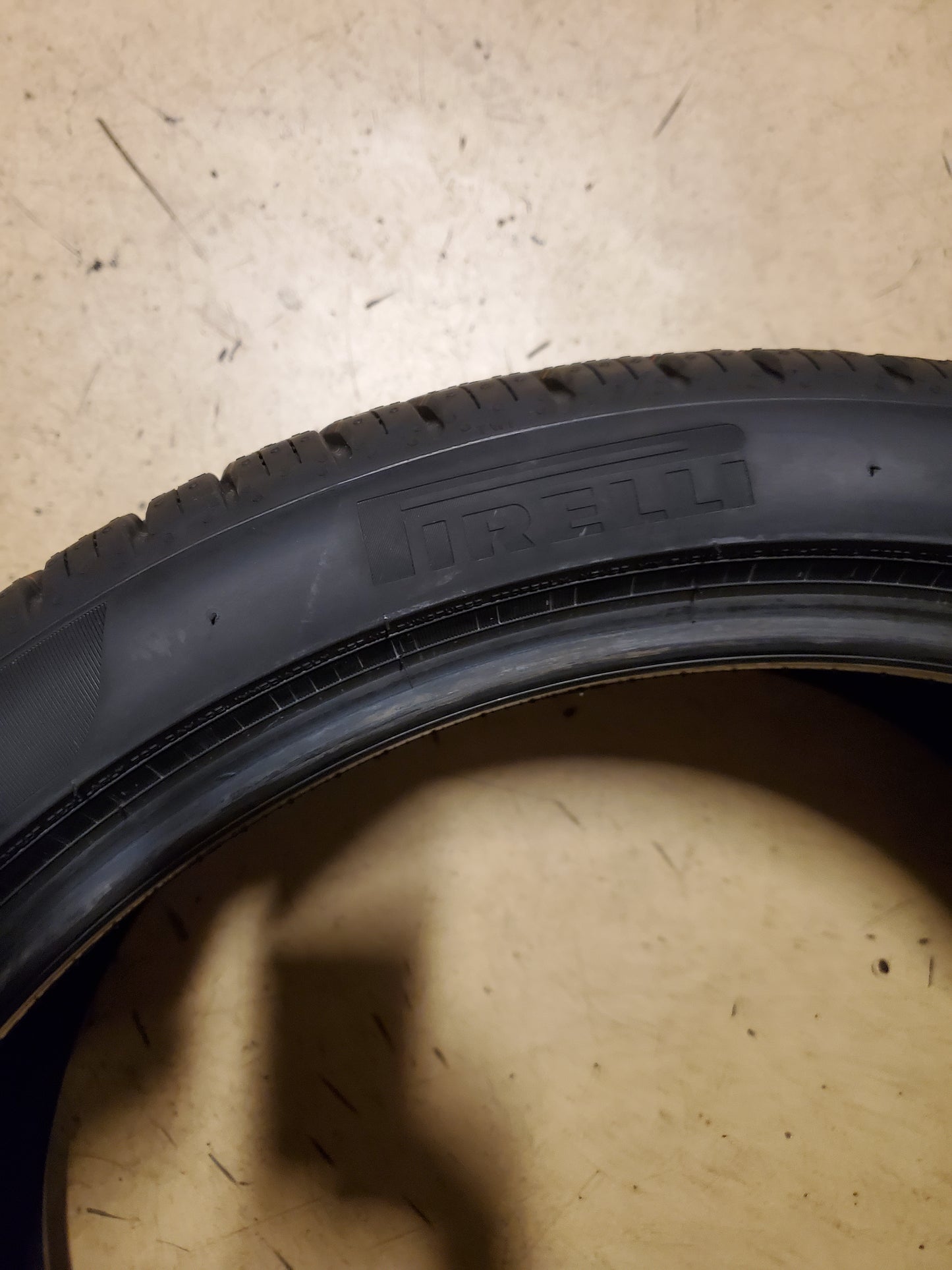 PIRELLI P ZERO A/S GOE BSW P 275 35 20 102W XL UHP TIRE 3373800