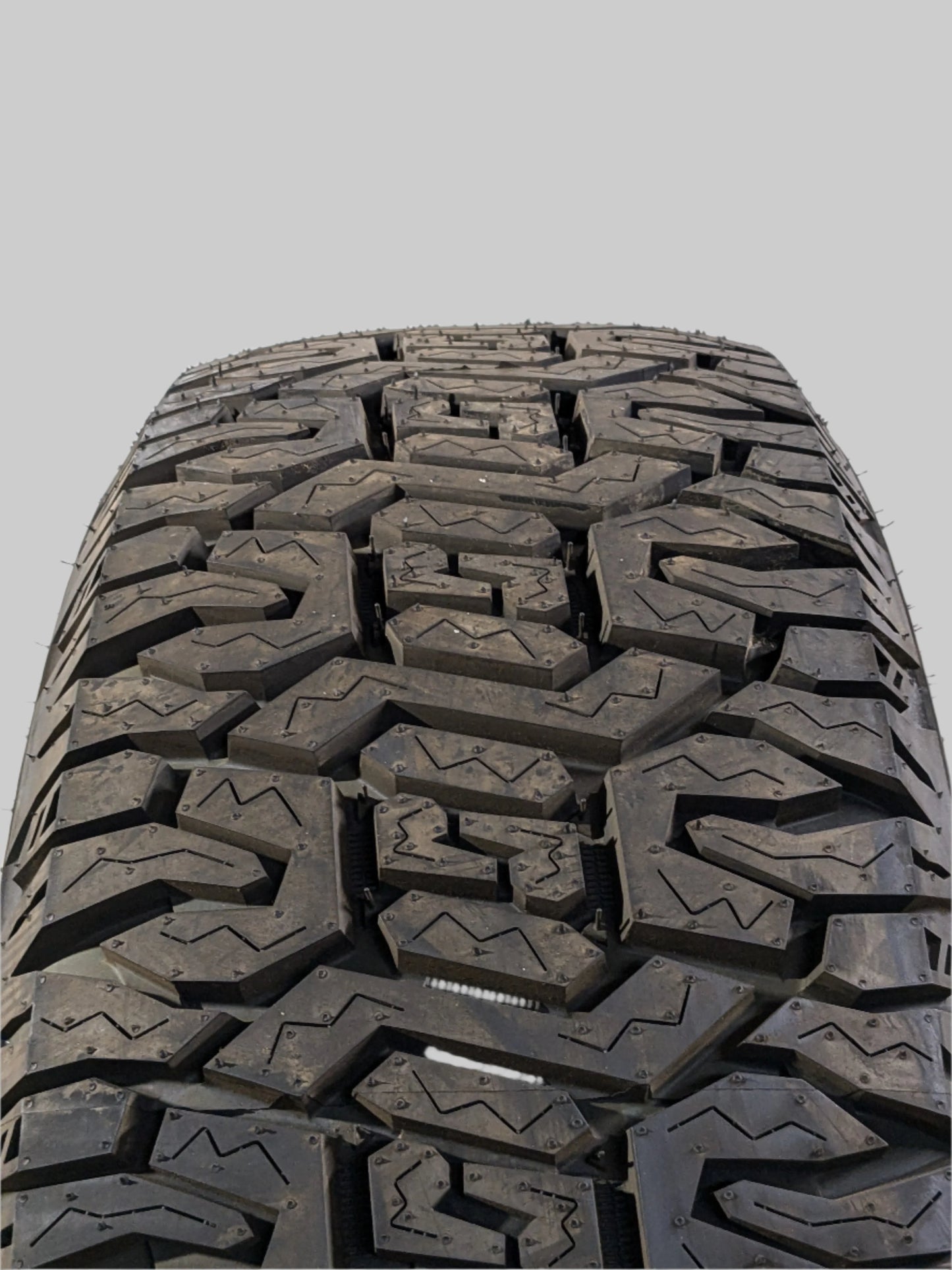 RADAR RENEGADE A/T PRO BSW LT 275 60 20 123/120S LRE 10 PLY TIRE RACSTH0014