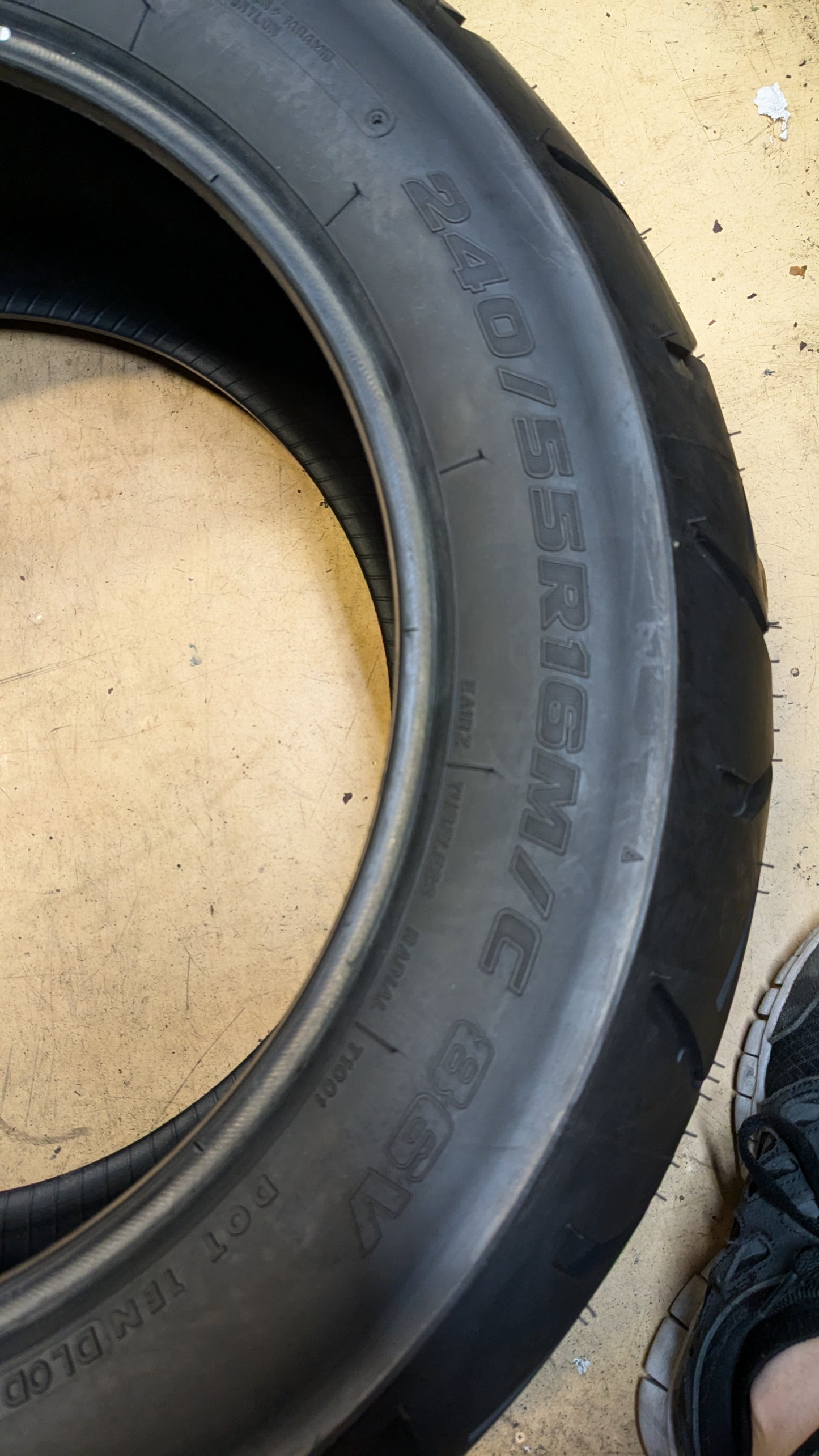 BRIDGESTONE EXEDRA MAX BSW P 240 55 16 86V REAR MOTORCYCLE TIRE 4710