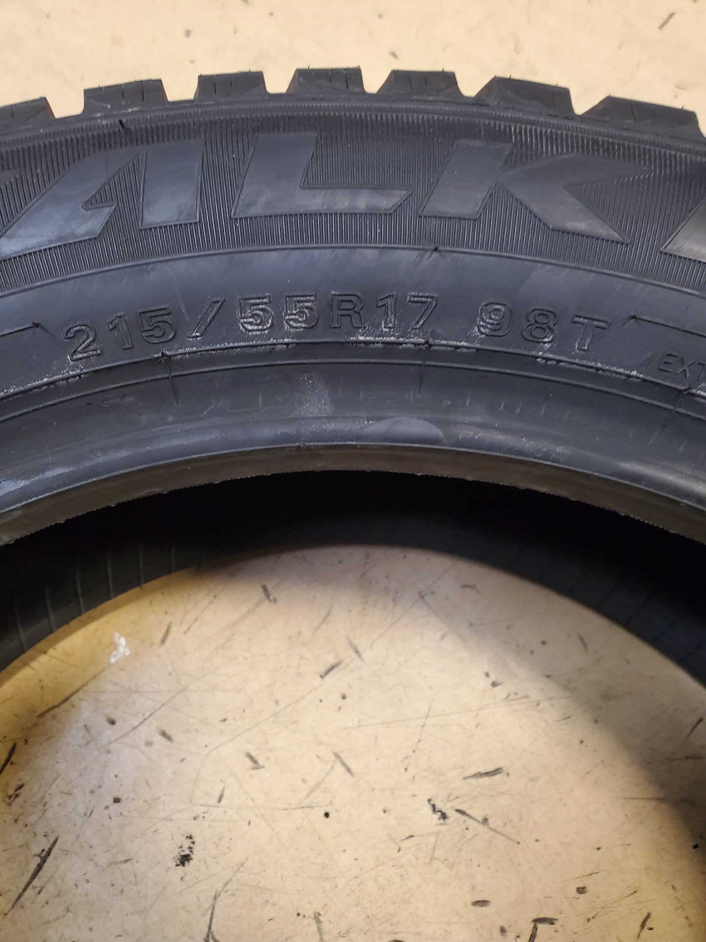 FALKEN WINTERPEAK F-ICE 1 STUDDED BSW P 215 55 17 98T XL WINTER TIRE 28384727