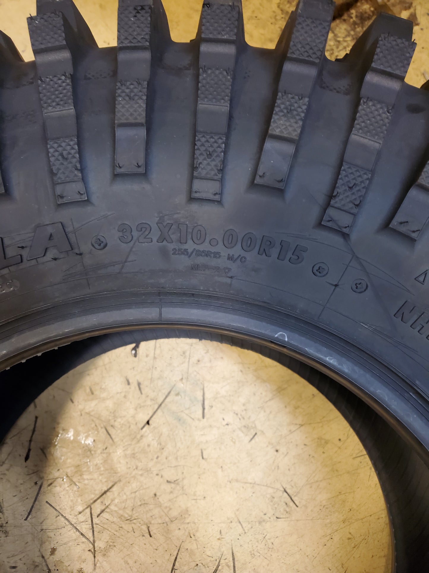 MAXXIS ML7 ROXZILLA BSW 32 10.00 15 NHS 8PLY ATV/UTV TIRE TM00187200