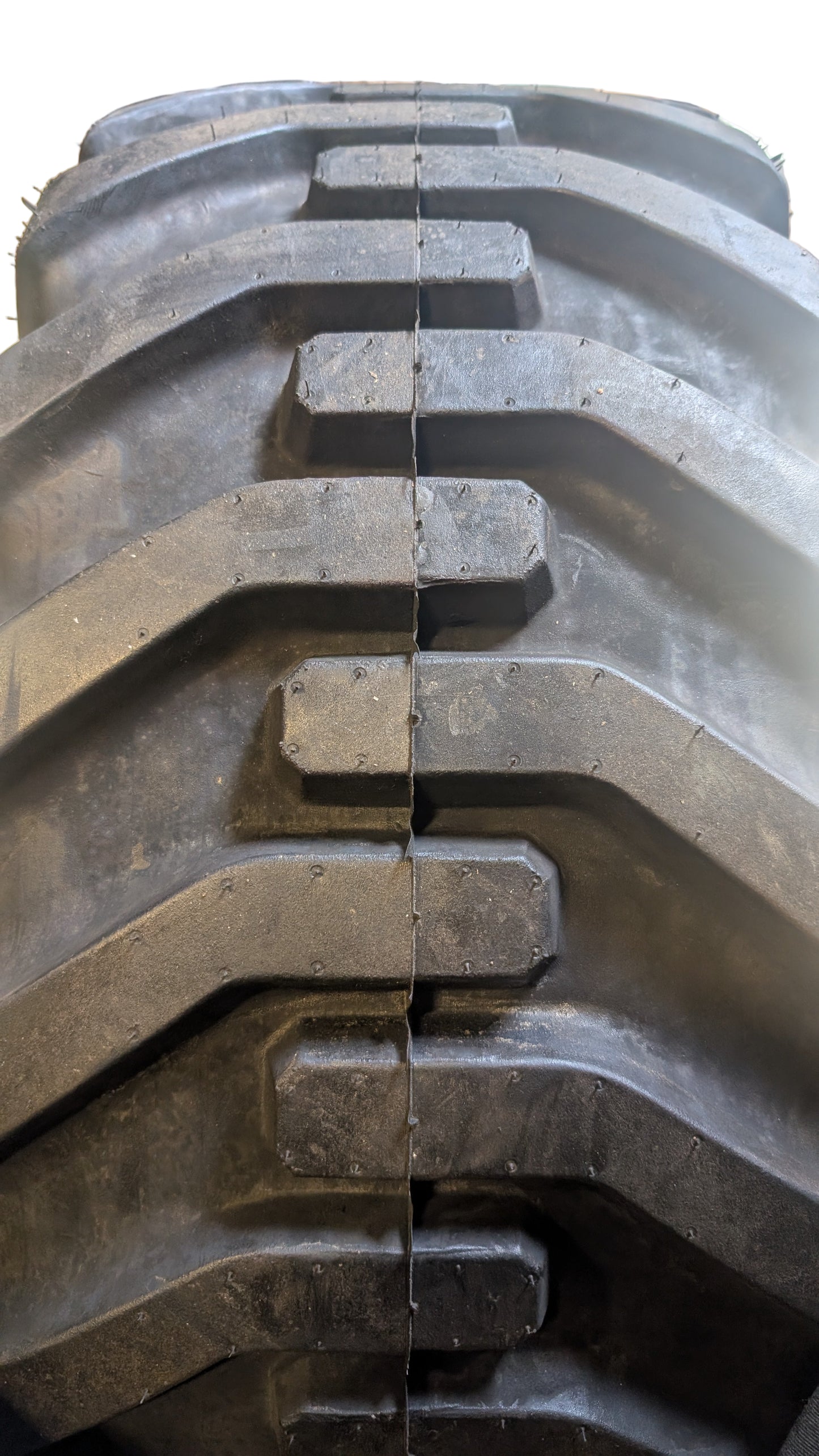 GENERAL SKID STEER BSW 12 16.5 10PLY TIRE 1270581