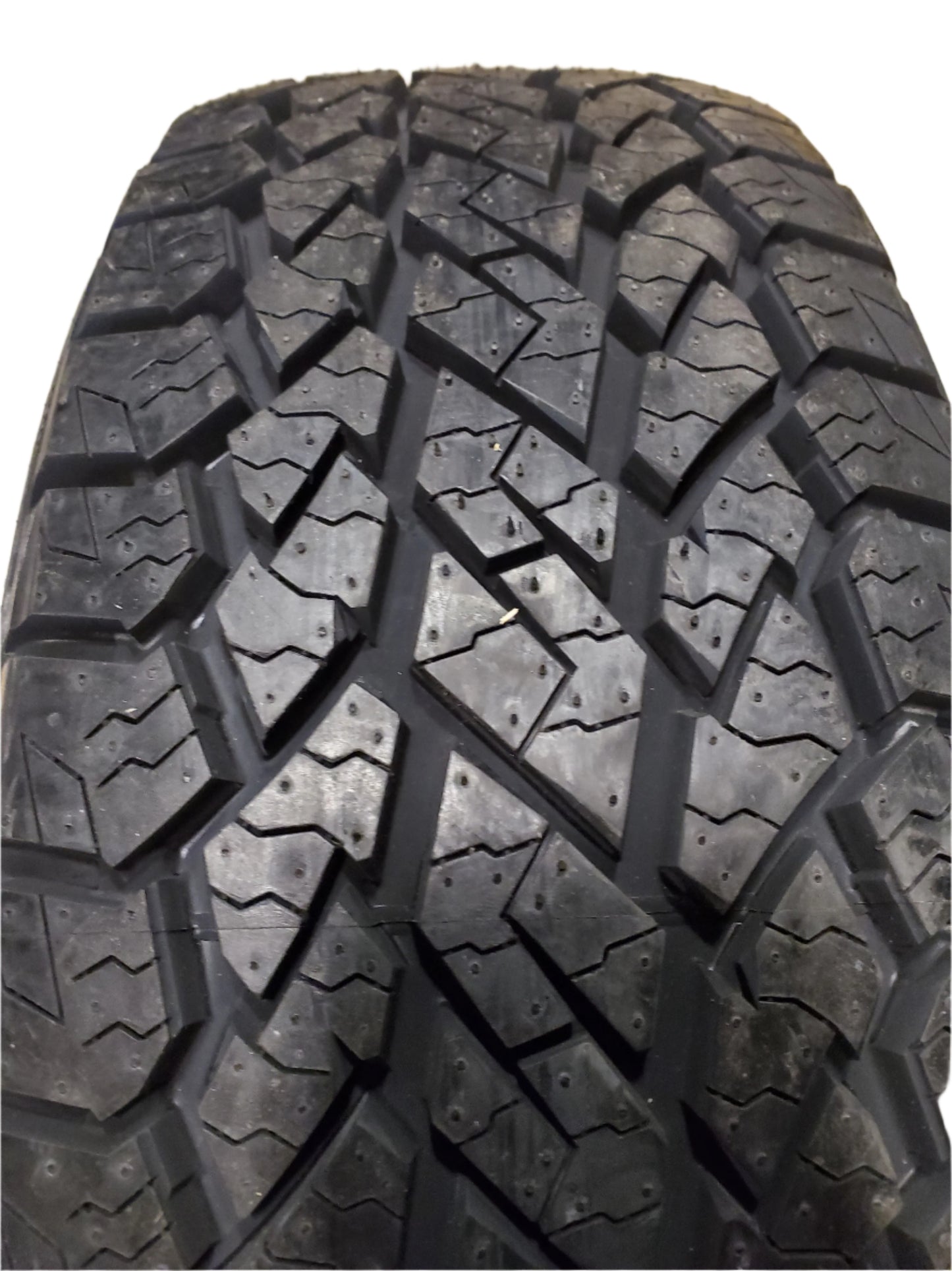 MAXXIS RAZR AT-S BSW P 225 65 17 102T ALL TERRAIN TIRE TP00420500