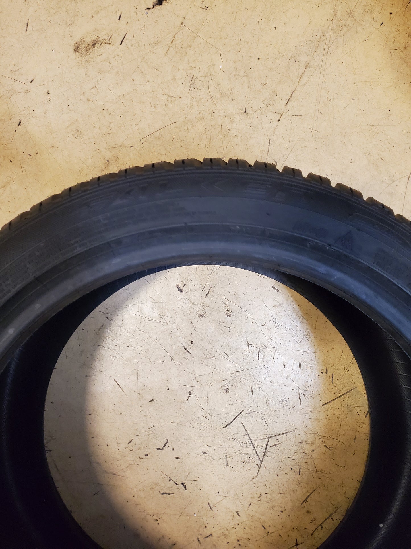 FALKEN EUROWINTER HS01 BSW P 255 40 18 99W XL WINTER TIRE 28523844