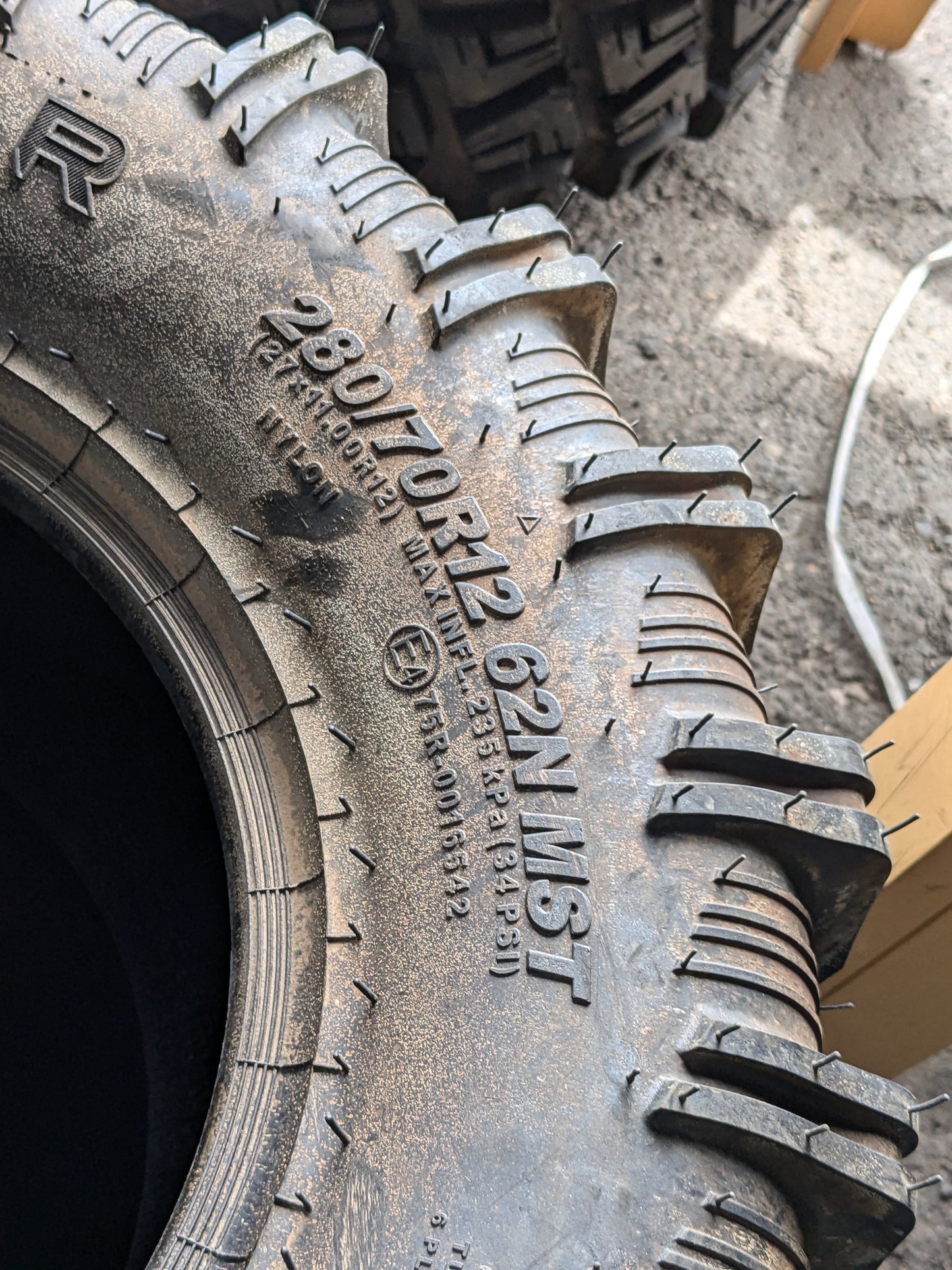 CARLISLE / CARLSTAR VERSA TRAIL ATR BSW AT 27 11 12 62N ATV/UTV TIRE 6P02691