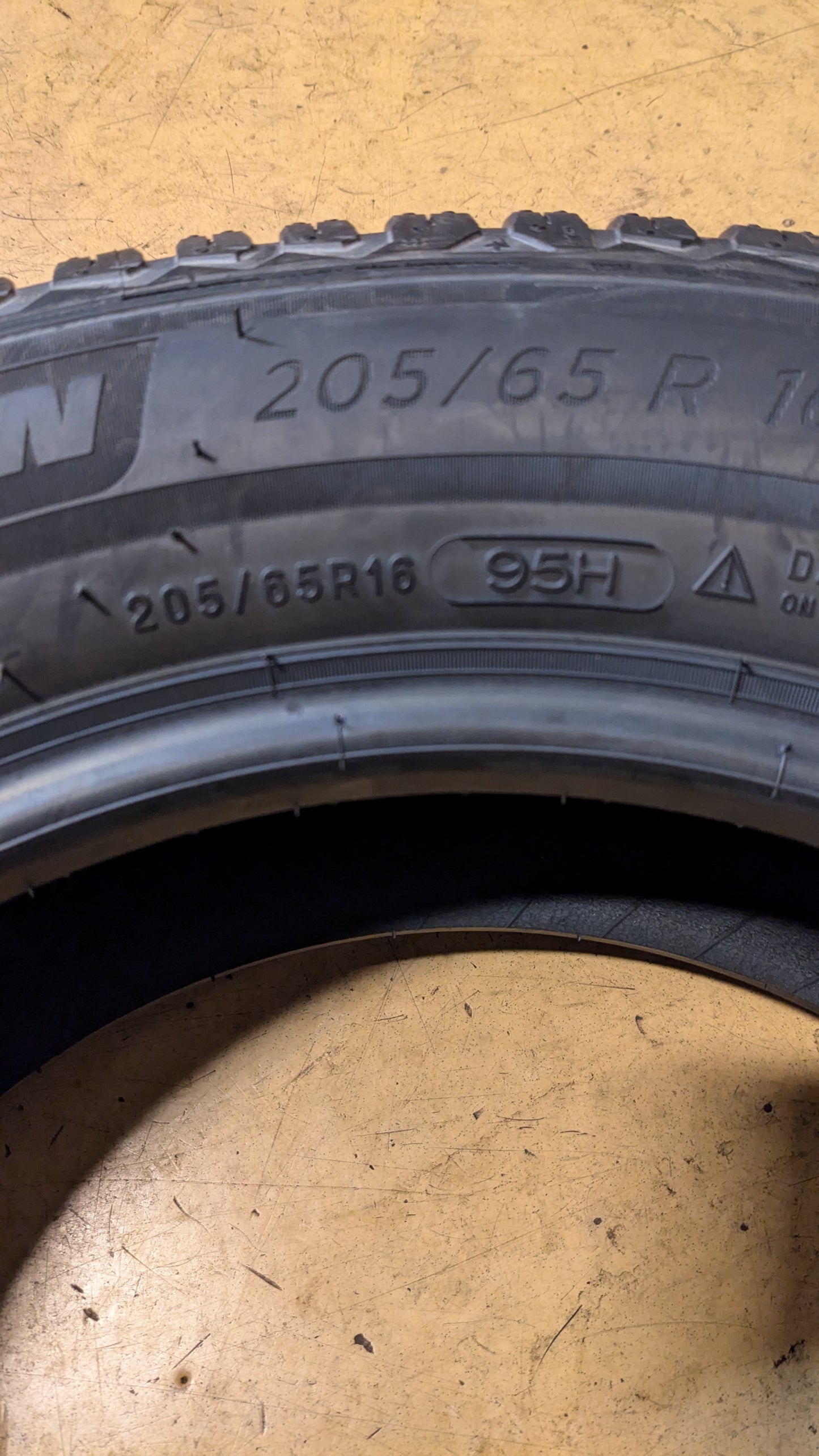 MICHELIN CROSSCLIMATE 2 BSW P 205 65 16 95H ALL SEASON TIRE 76709