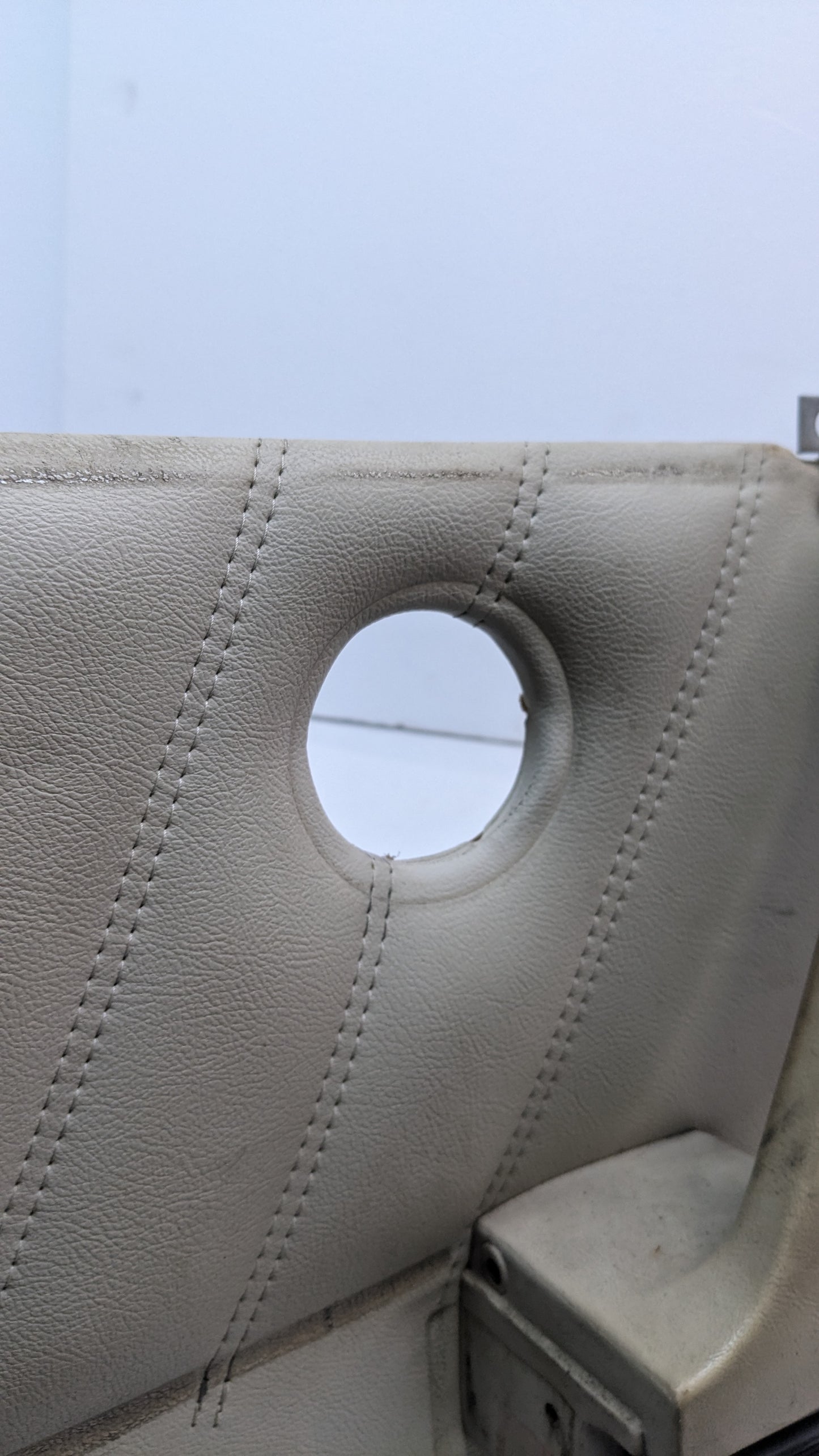 USED PORSCHE 911 CARRERA LEFT LEATHER DOOR PANEL WITH TWEETER AND HANDLE