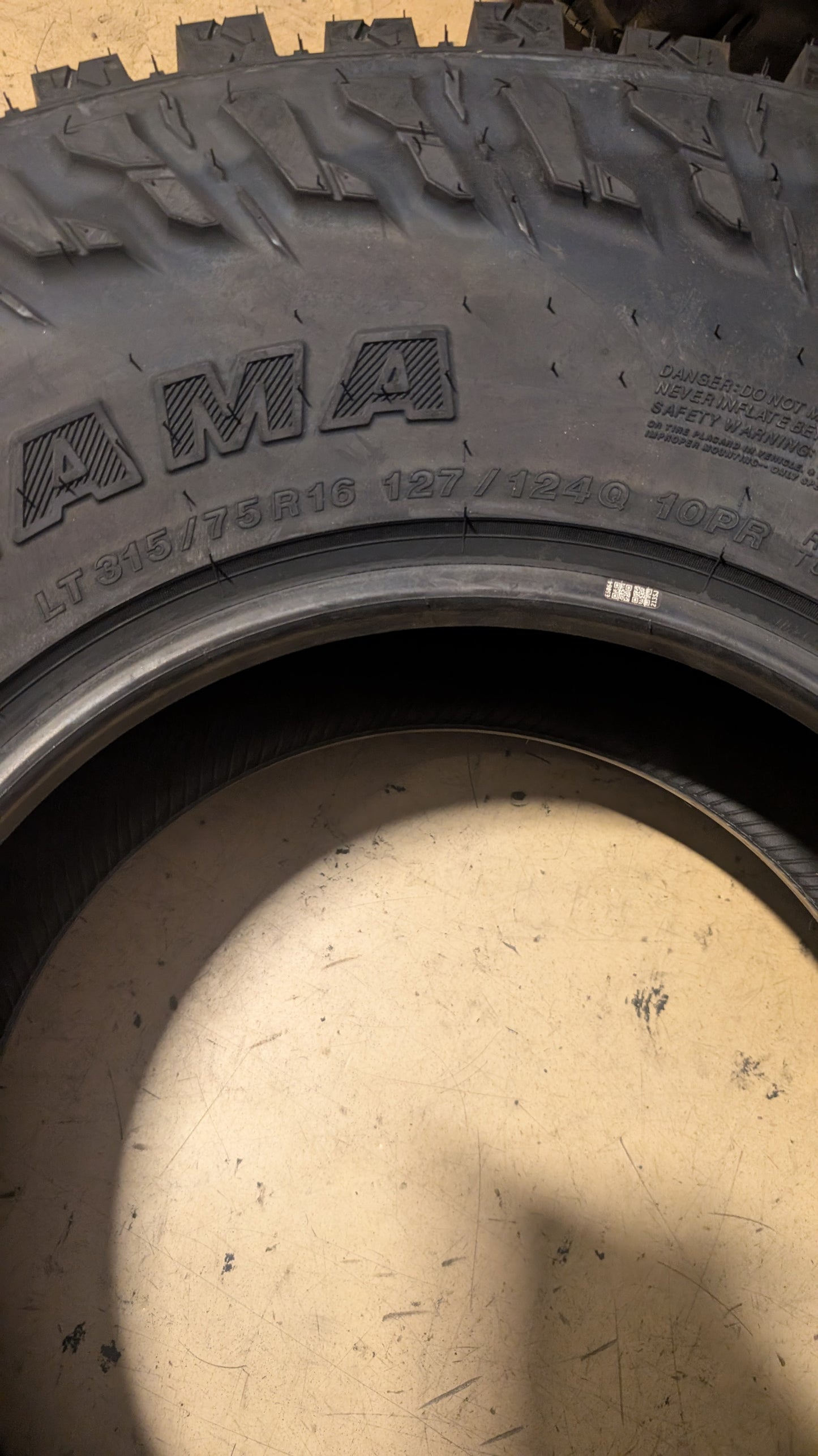 YOKOHAMA GEOLANDAR M/T G003 BSW LT 315 75 16 127/124Q 10PLY MUD TIRE 110133308