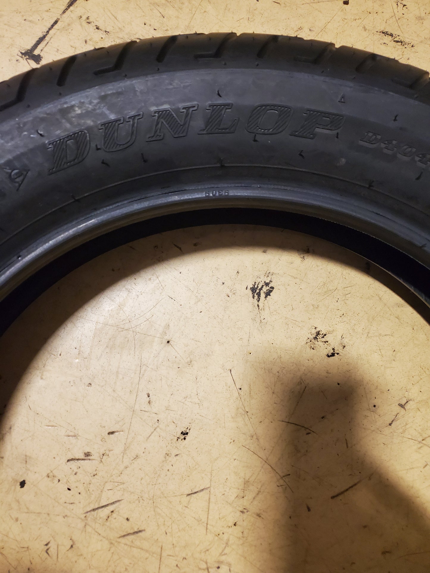 DUNLOP D404 BSW 130 90 16 67H FRONT MOTORCYCLE TIRE 45605964