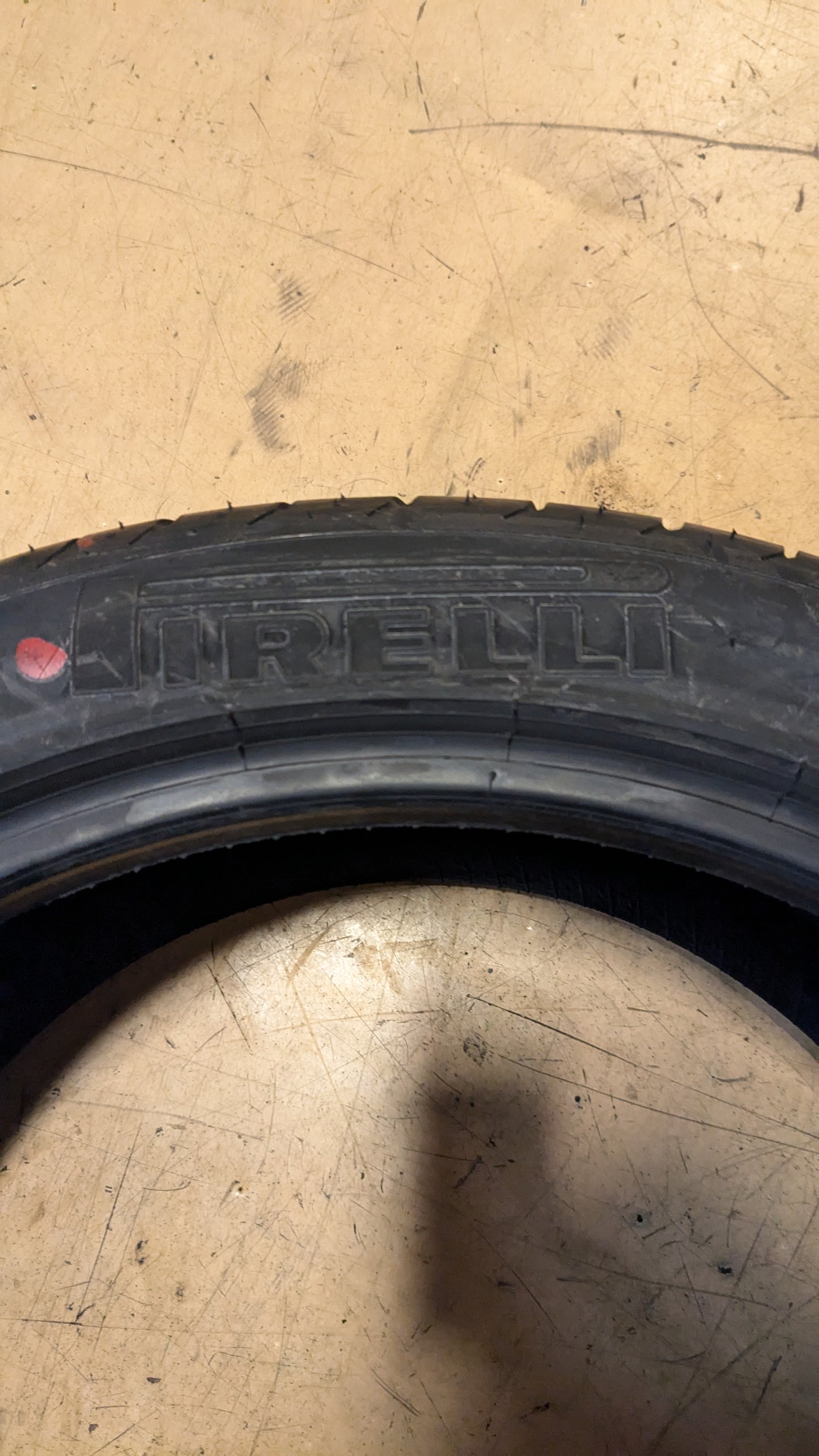PIRELLI P ZERO MERCEDES BSW P 255 40 19 100Y XL UHP TIRE 2713300