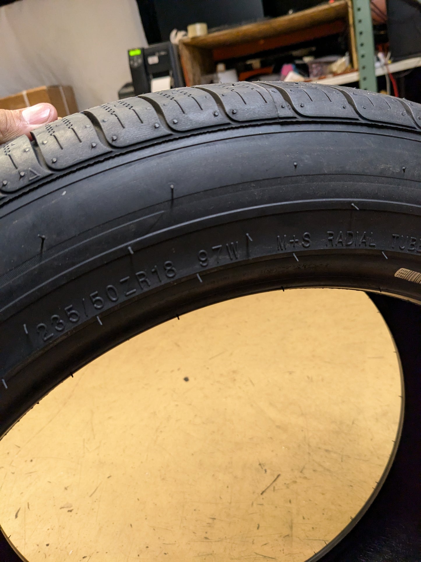 2 KUMHO ECSTA LX PLATINUM BSW P 235 50 18 97W ALL SEASON TIRE 2105083