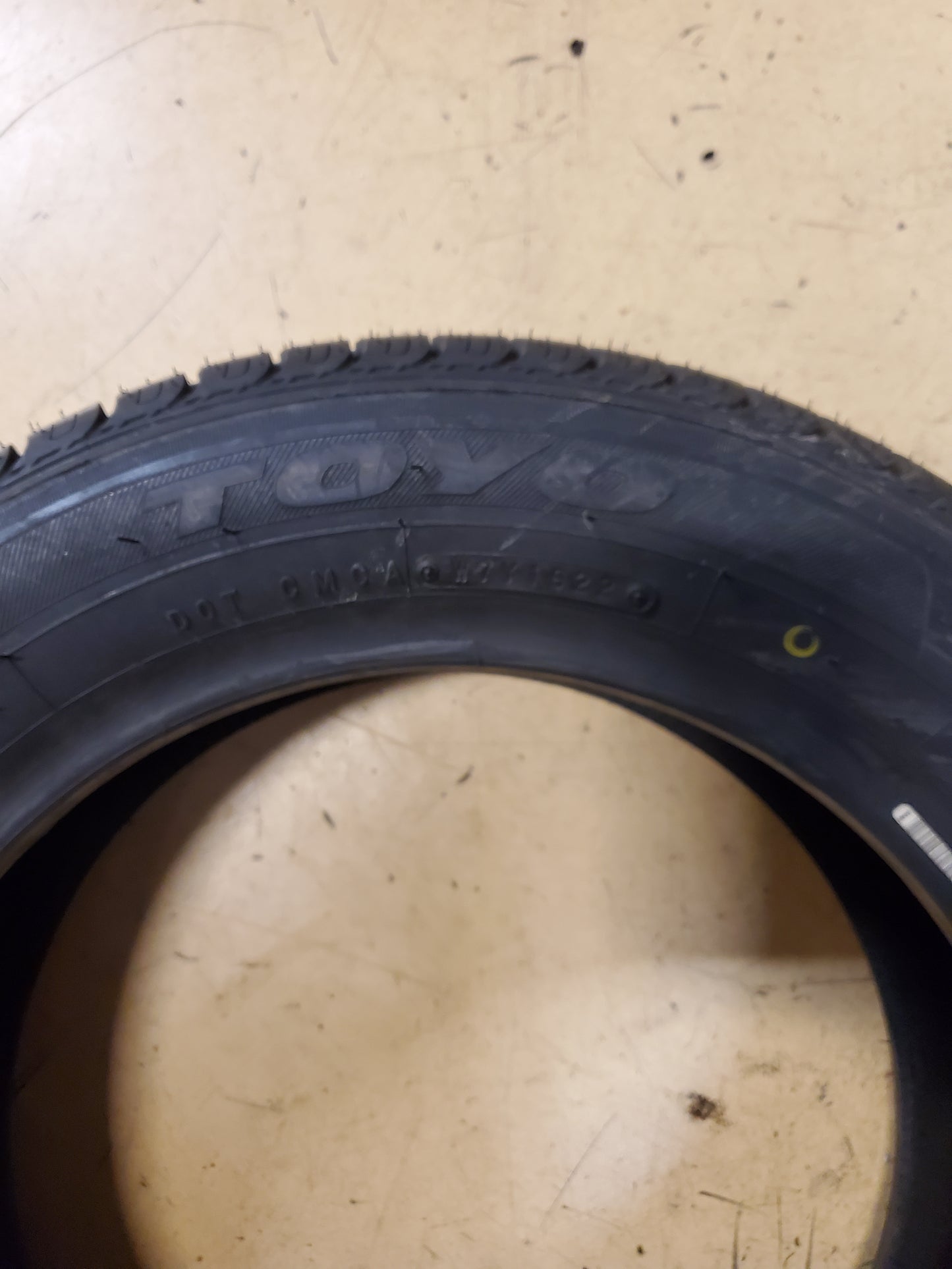 TOYO CELSIUS BSW P 185 60 15 84T ALL SEASON TIRE 128250