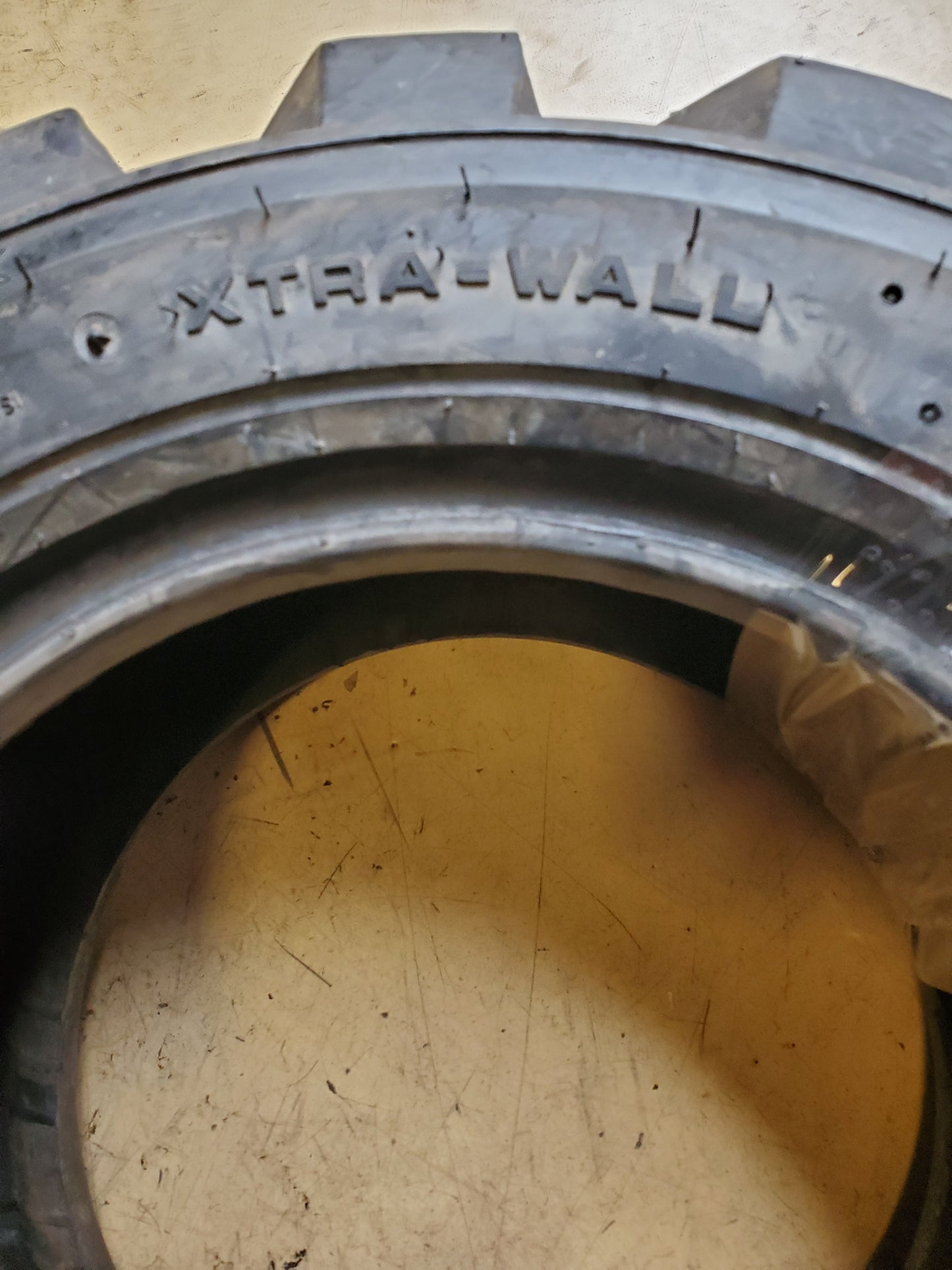 HERCULES XTRA-WALL BSW 23 8.5 12 6PLY INDUSTRIAL TIRE 94687