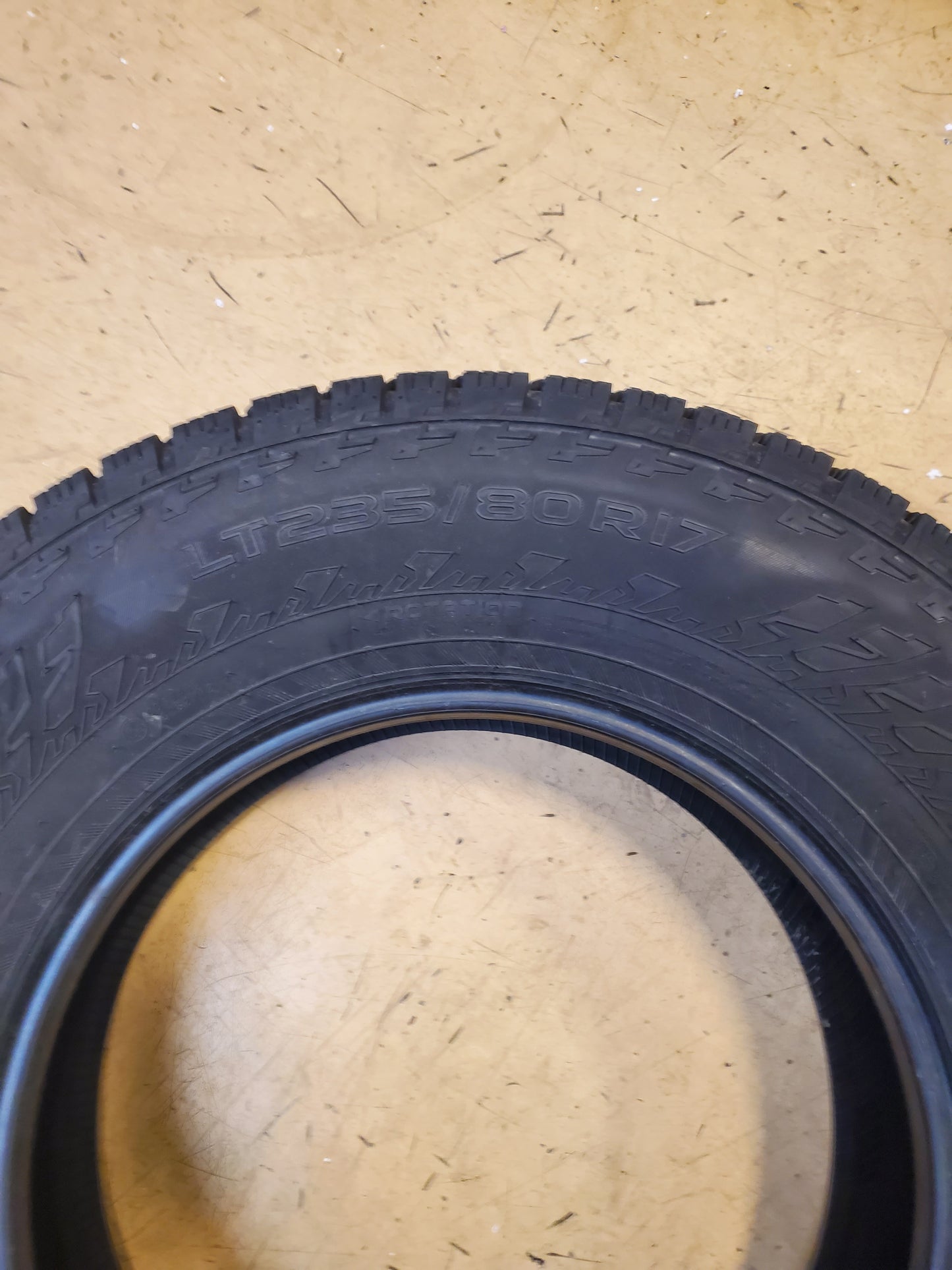 NOKIAN HAKKAPELIITTA LT3 STUDDED LT 235 80 17 120/117Q 10PLY WINTER TIRE TS32393