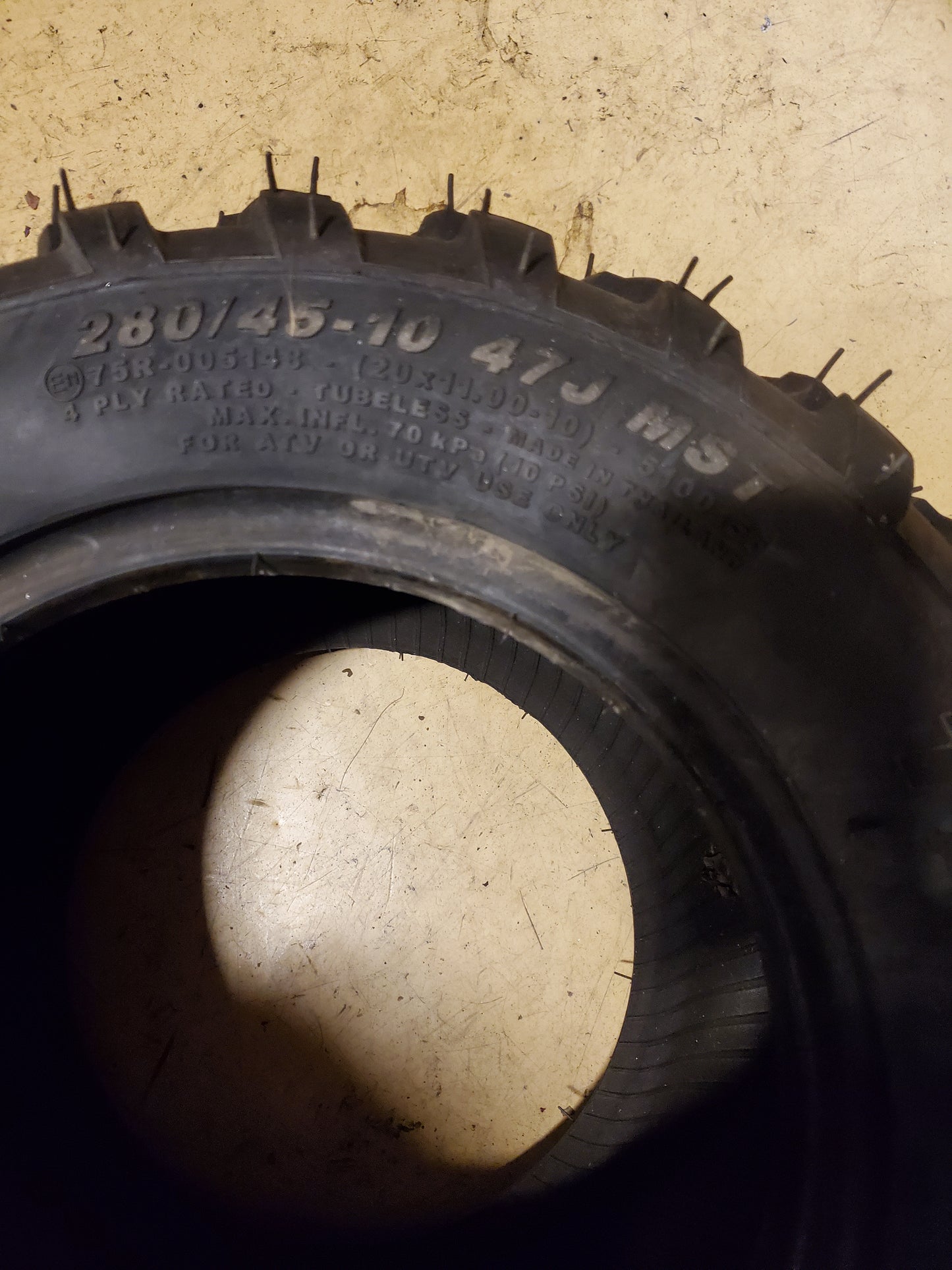 CARLSTAR TRAIL WOLF BSW 20 11 10 47J 4PLY ATV/UTV TIRE 5100156