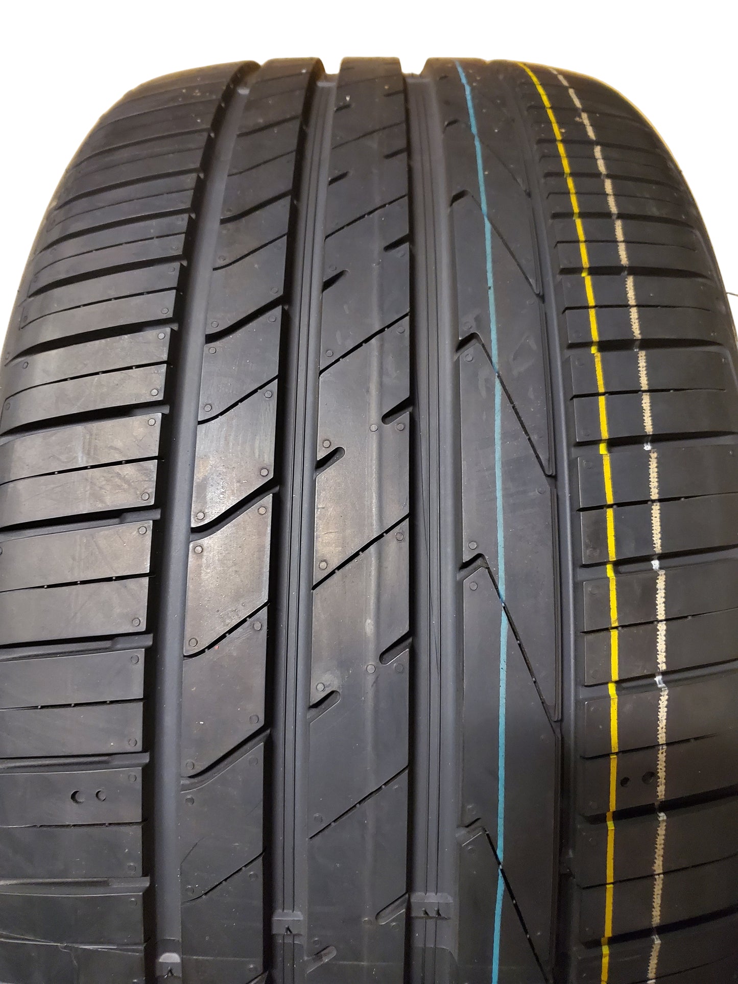 NOS HANKOOK VENTUS S1 EVO2 SUV AO P 255 40 20 101Y XL PERFORMANCE TIRE 1023482
