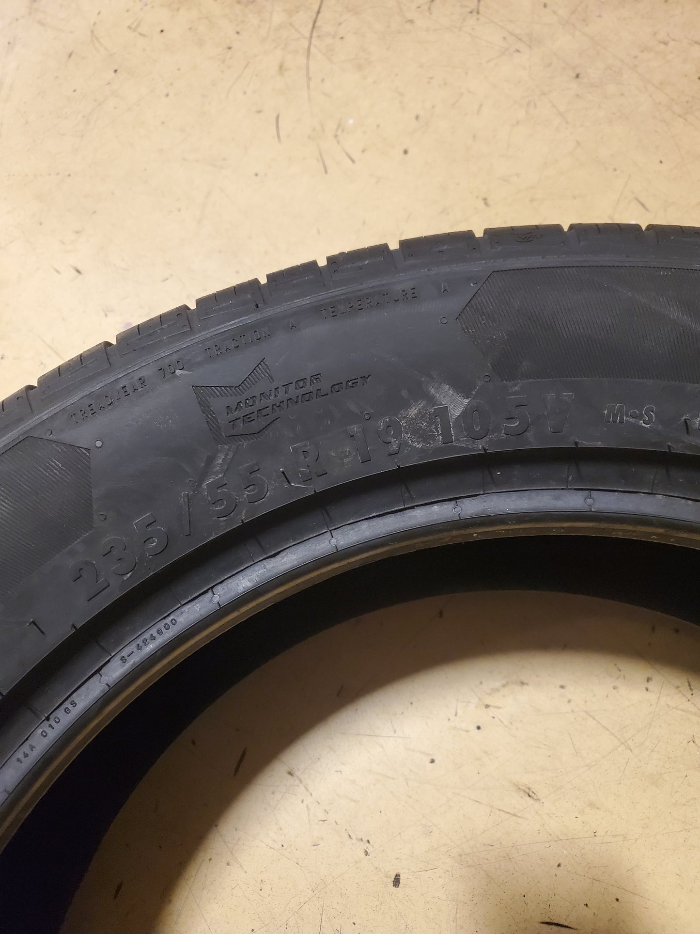 GENERAL ALTIMAX RT45 BSW P 235 55 19 105V XL ALL SEASON TIRE 15577540000