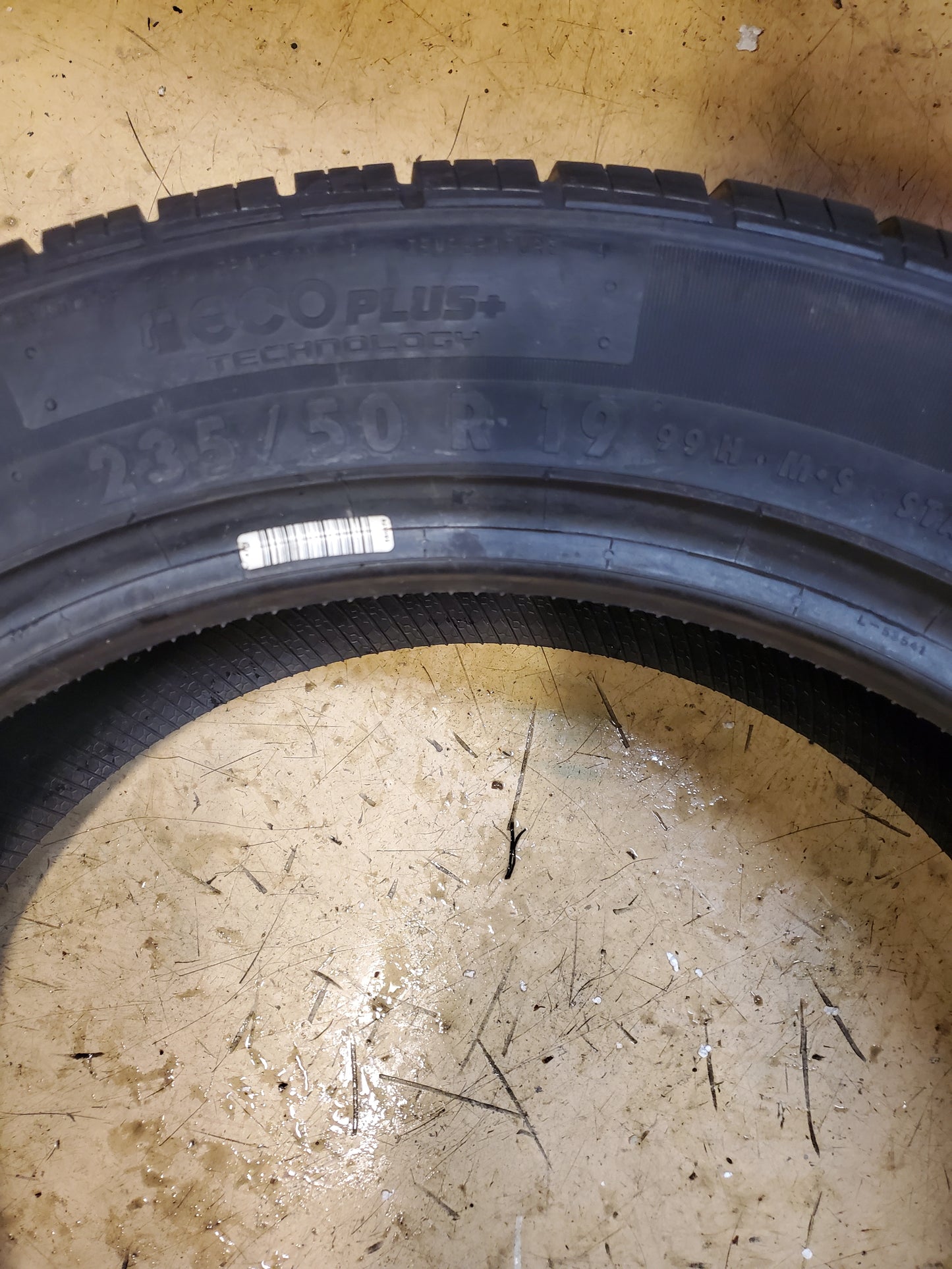 CONTINENTAL CROSSCONTACT LX25 P 235 50 19 99H ALL SEASON TIRE 15491590000