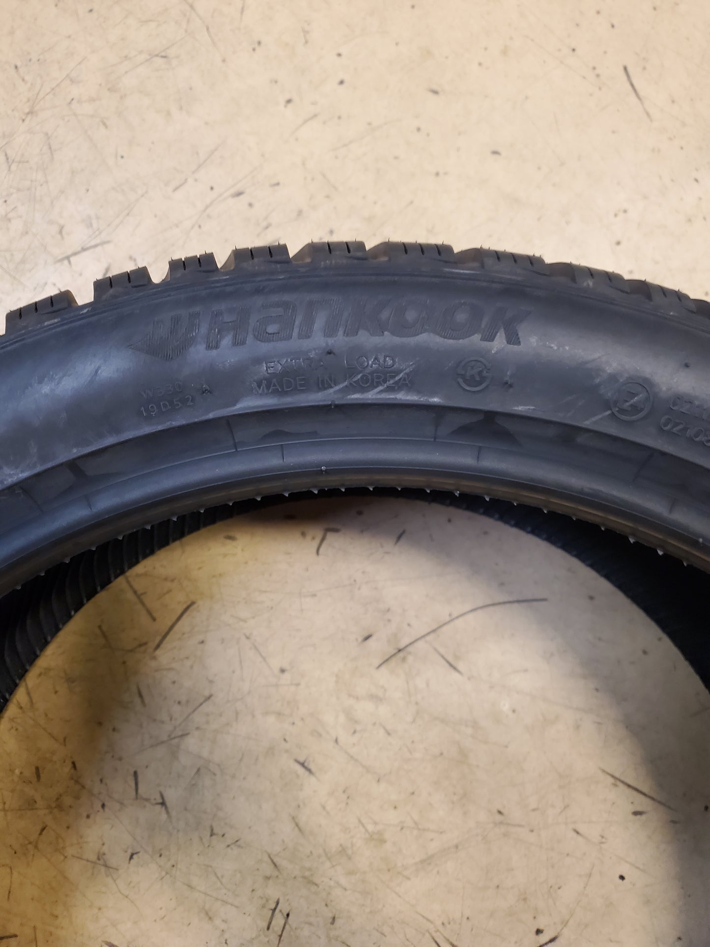 HANKOOK WINTER I CEPT EVO3 BSW P 245 40 19 98V XL WINTER TIRE 1026314