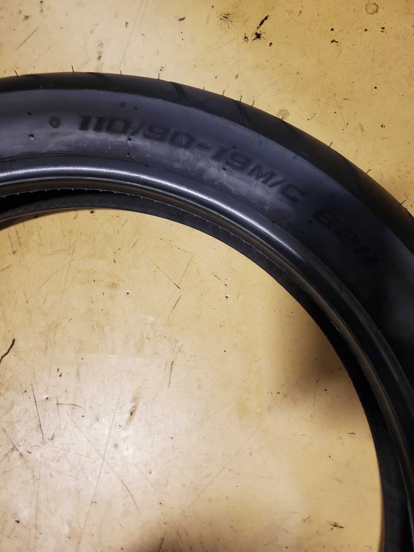 SHINKO LONG HAUL SR999 HD BSW 110 90 19 62H FRONT MOTORCYCLE TIRE 874917