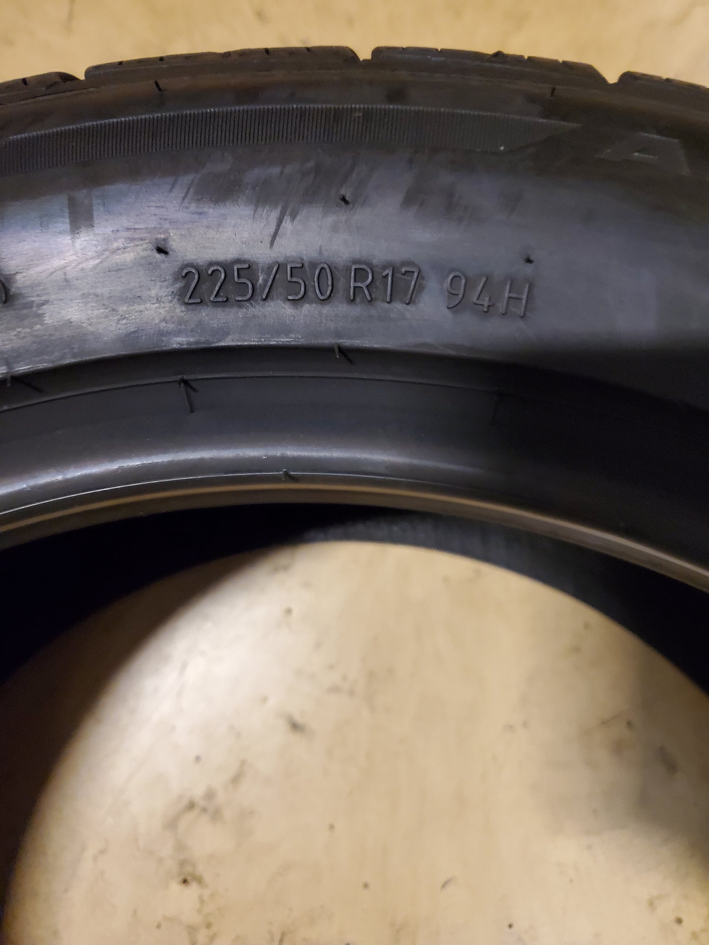 BFGOODRICH ADVANTAGE CONTROL ALL SEASON BSW P 225 50 17 94H TIRE 66078