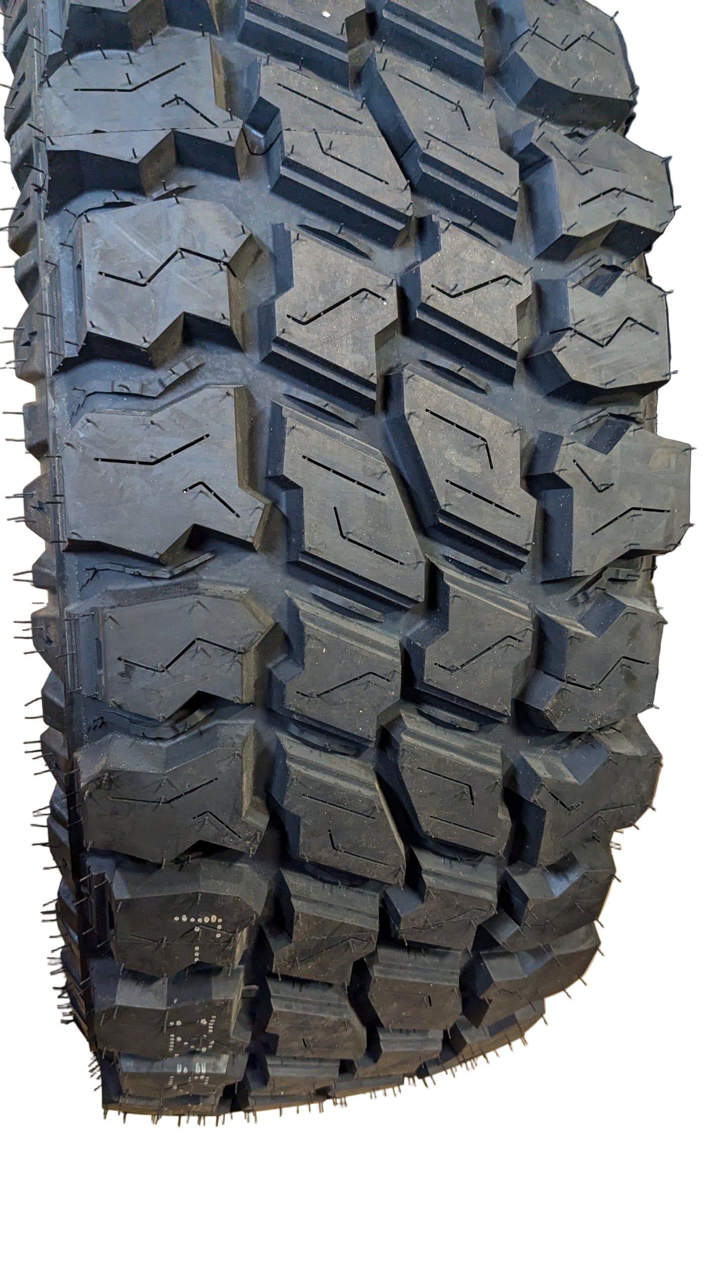 MUD CLAW COMP MTX BSW LT 285 75 16 126/123Q 10 PLY MUD TIRE MTX67