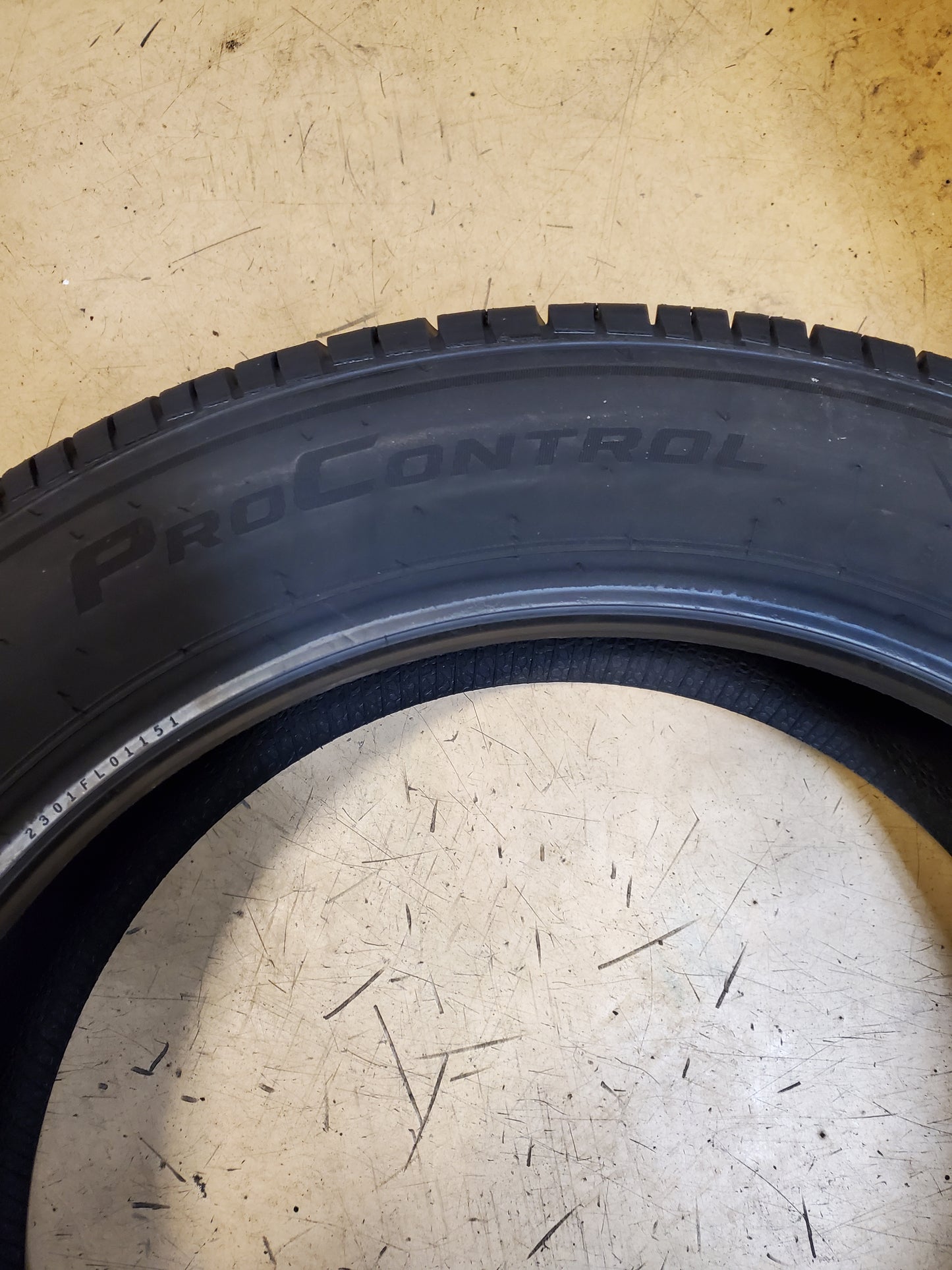 COOPER PROCONTROL BSW P 235 55 20 102V  ALL SEASON TIRE 166482021