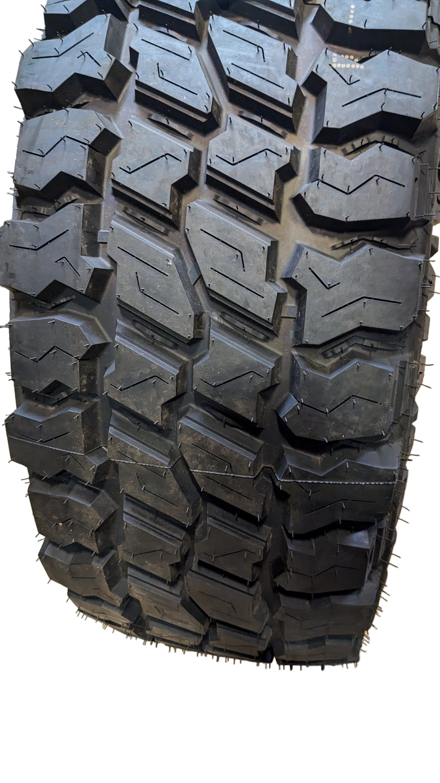 (Todo) 4 MUD CLAW COMP MTX BSW LT 35 12.5 17 12PLY 121Q MUD TERRAIN TIRE MTX94